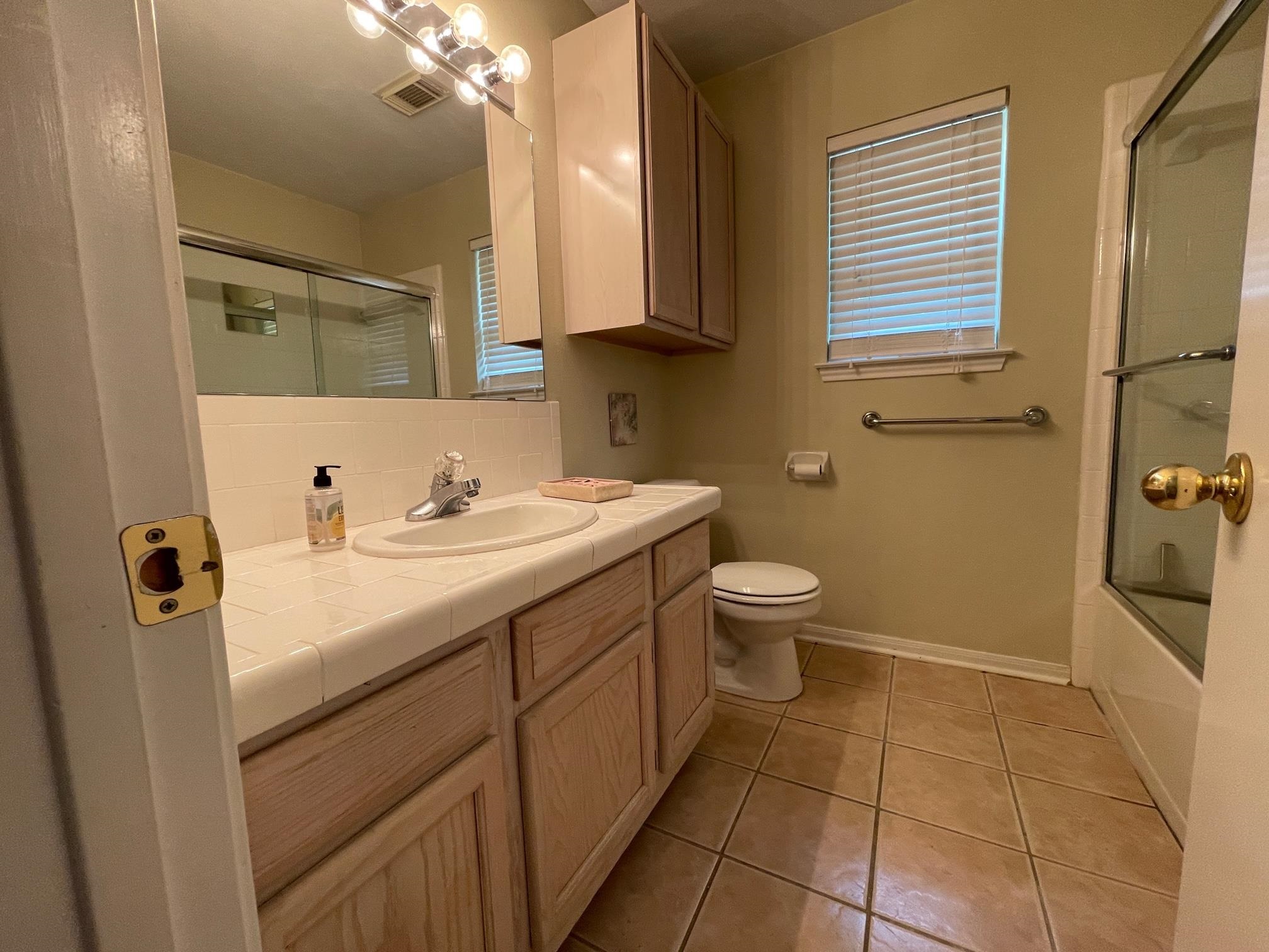 237 Cove Creek Drive Property Photo 13