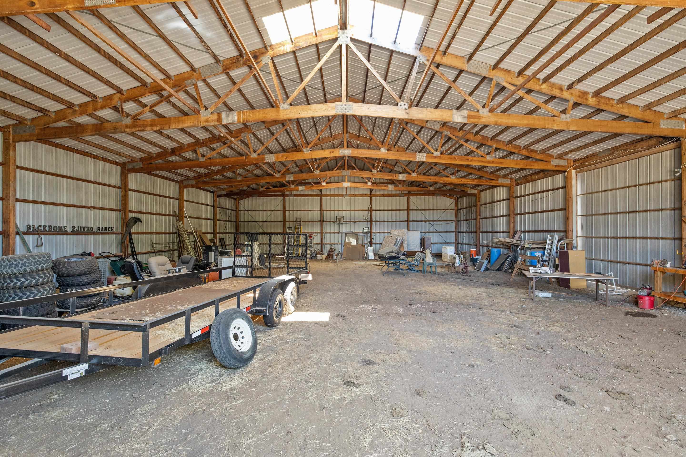241 County Road 1287 Property Photo 29