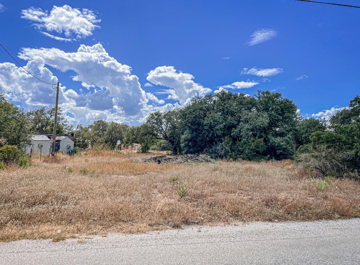 000 W Daisy St. And Gardenia Street Property Photo 10