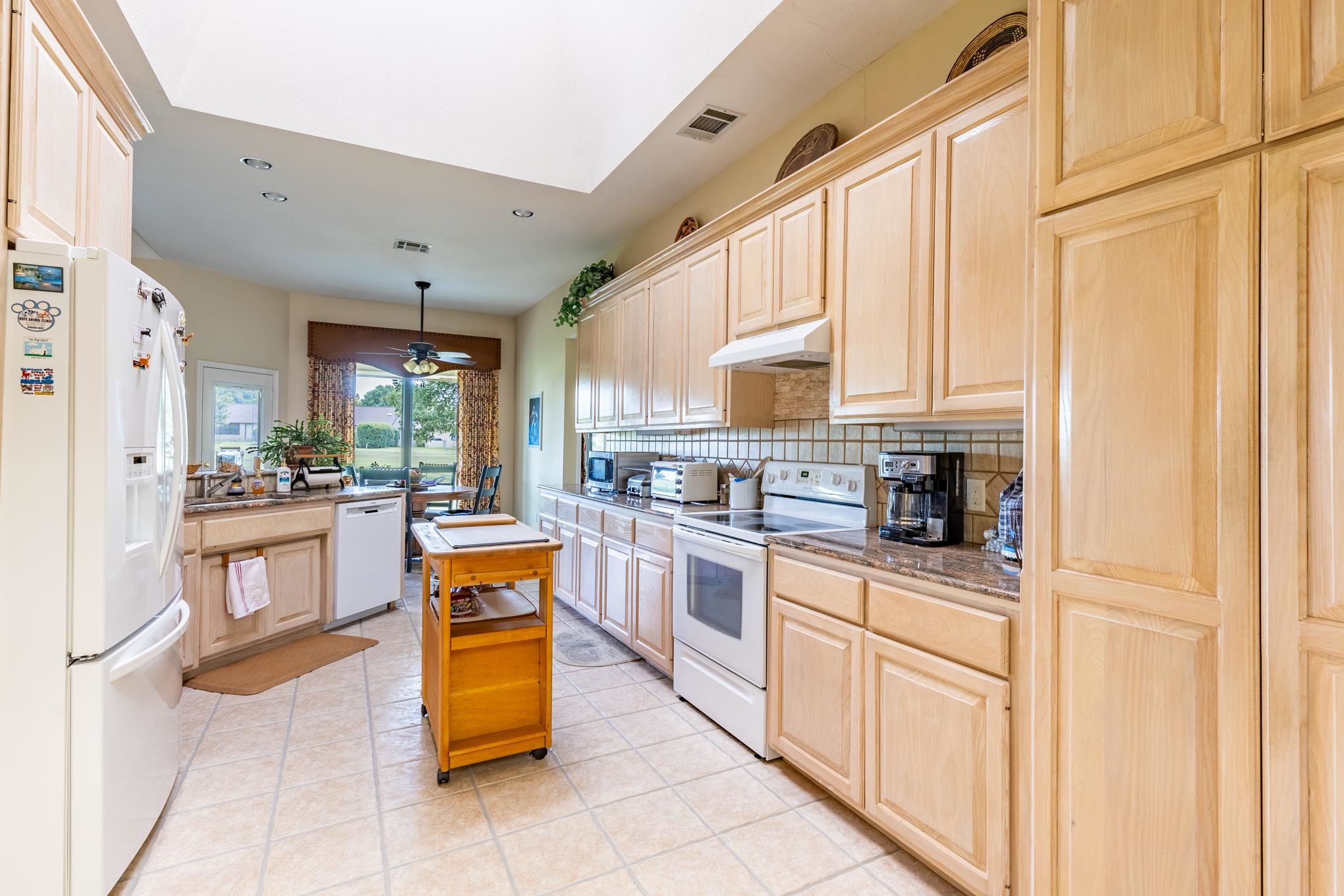 112 Broadmoor Street Property Photo 4