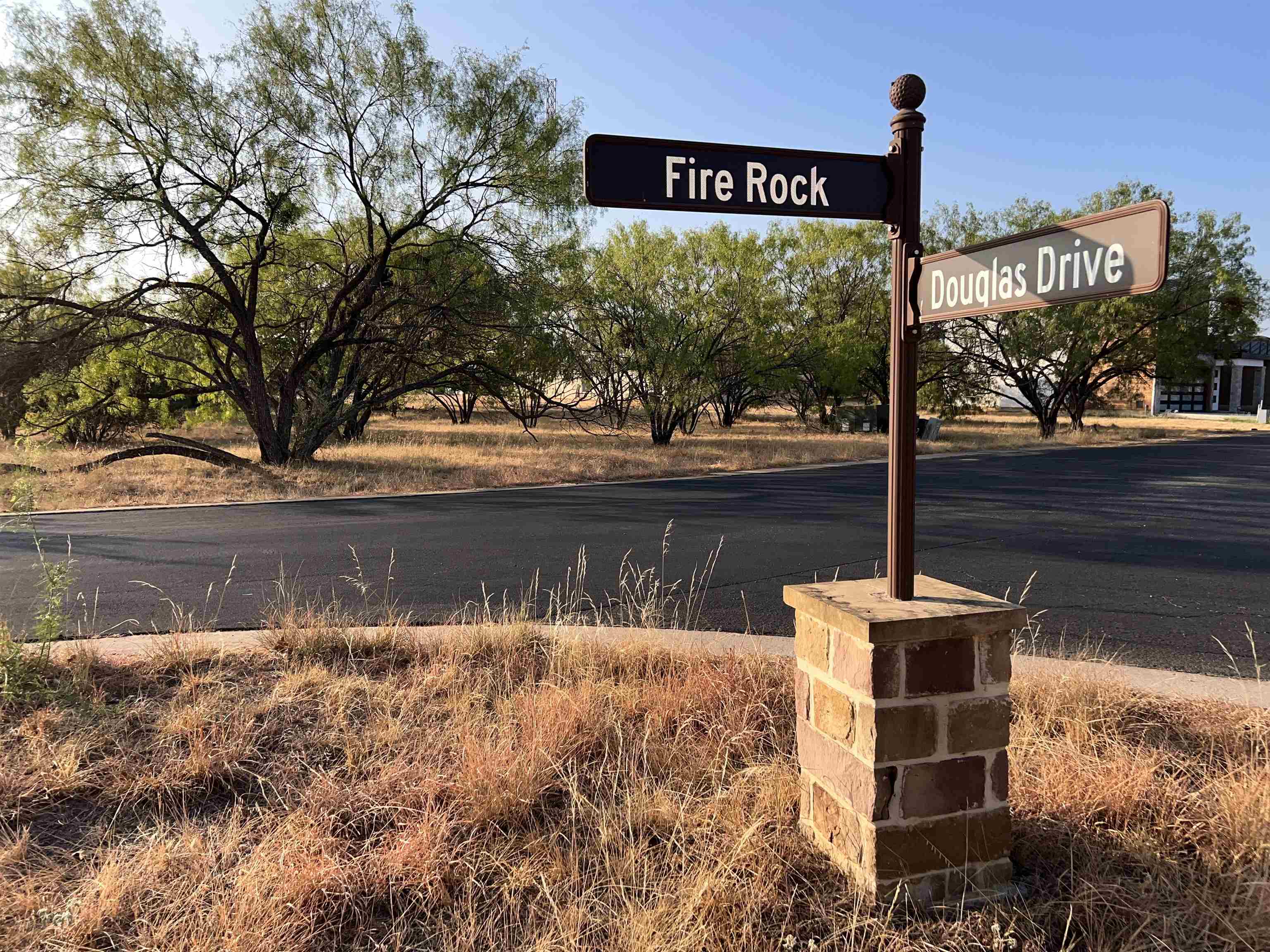 1048a Fire Rock Property Photo 12
