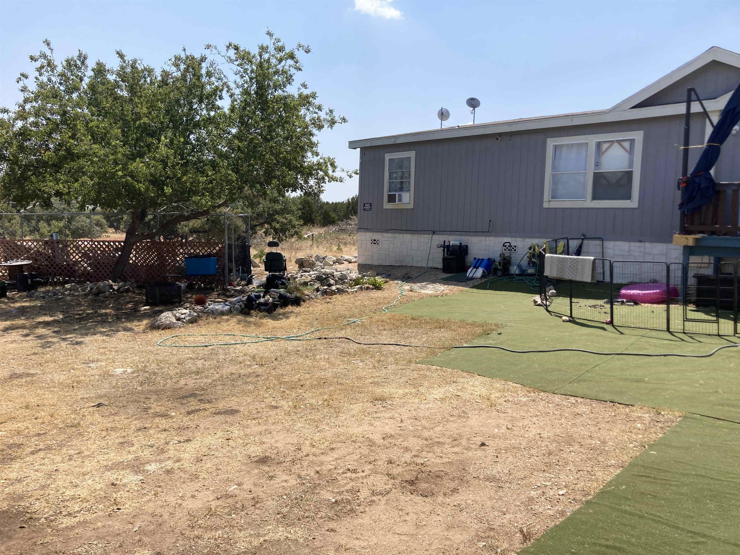 2203 25th Street Property Photo 2