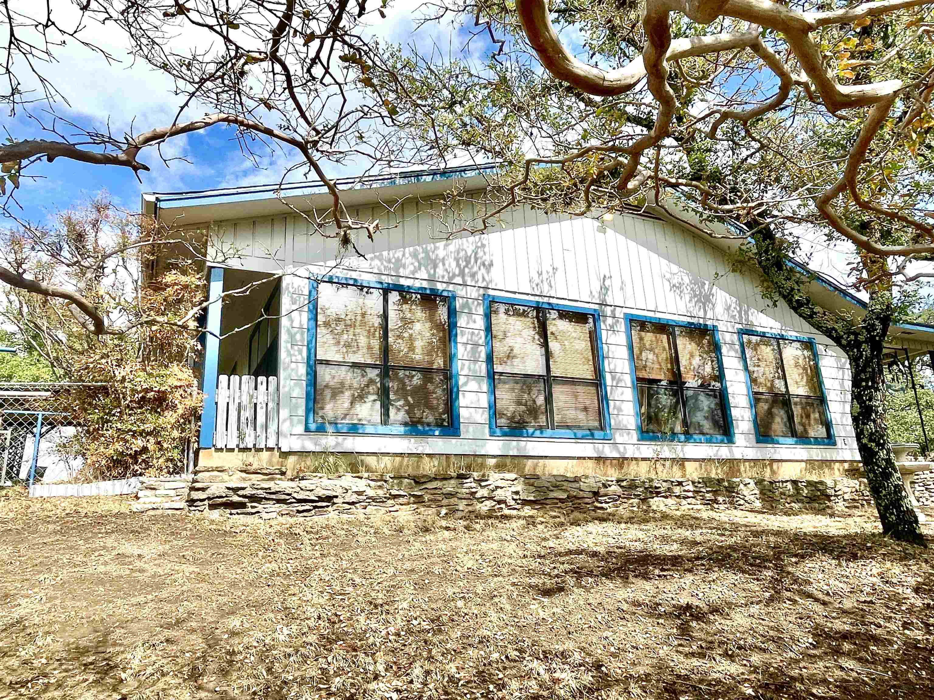 405 Loma Vista Property Photo