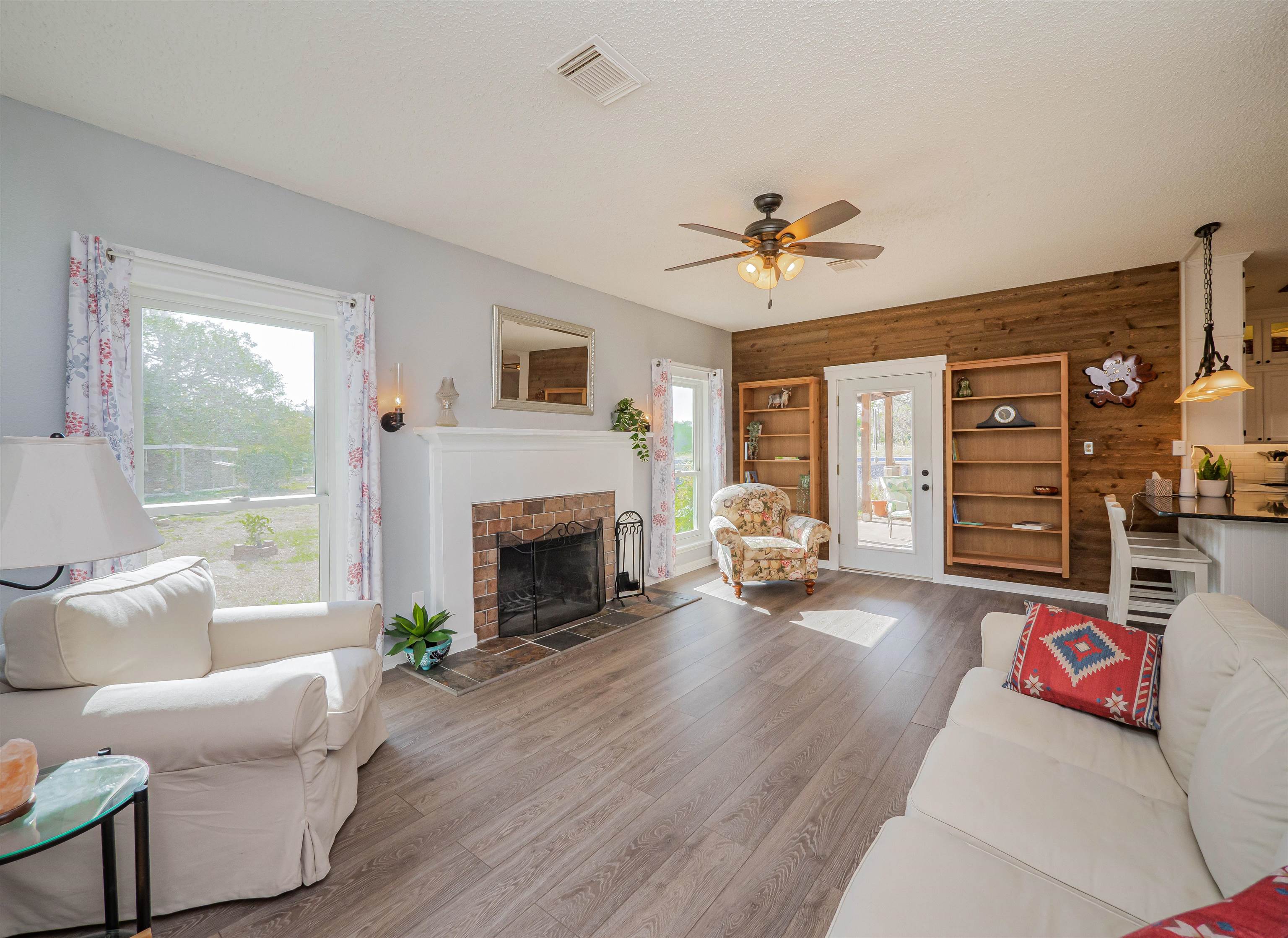320 Spring Creek Road Property Photo 4