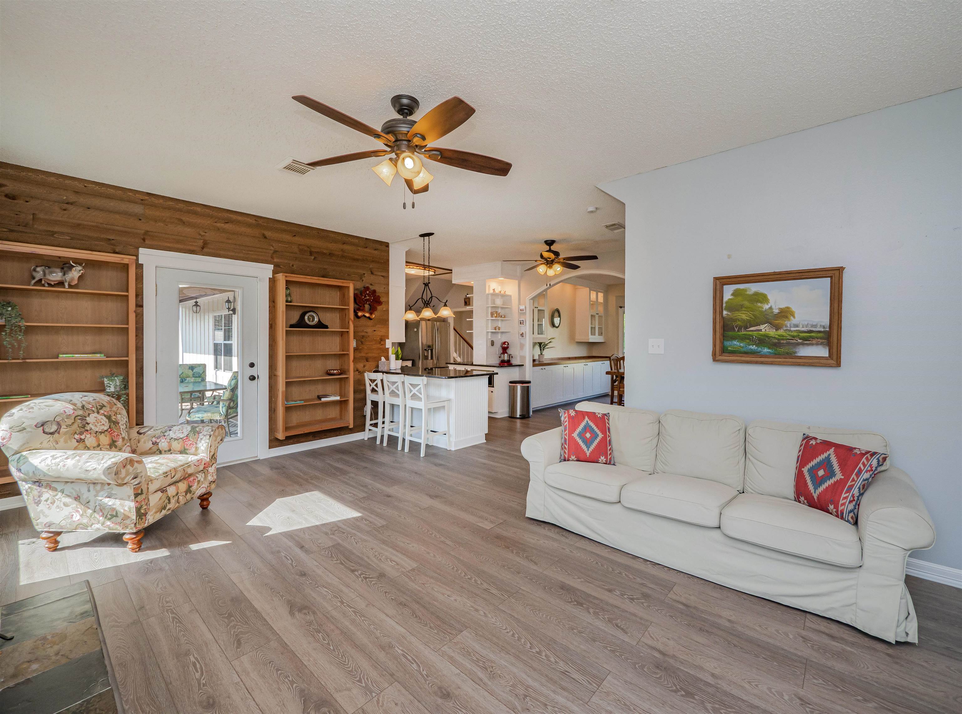 320 Spring Creek Road Property Photo 5