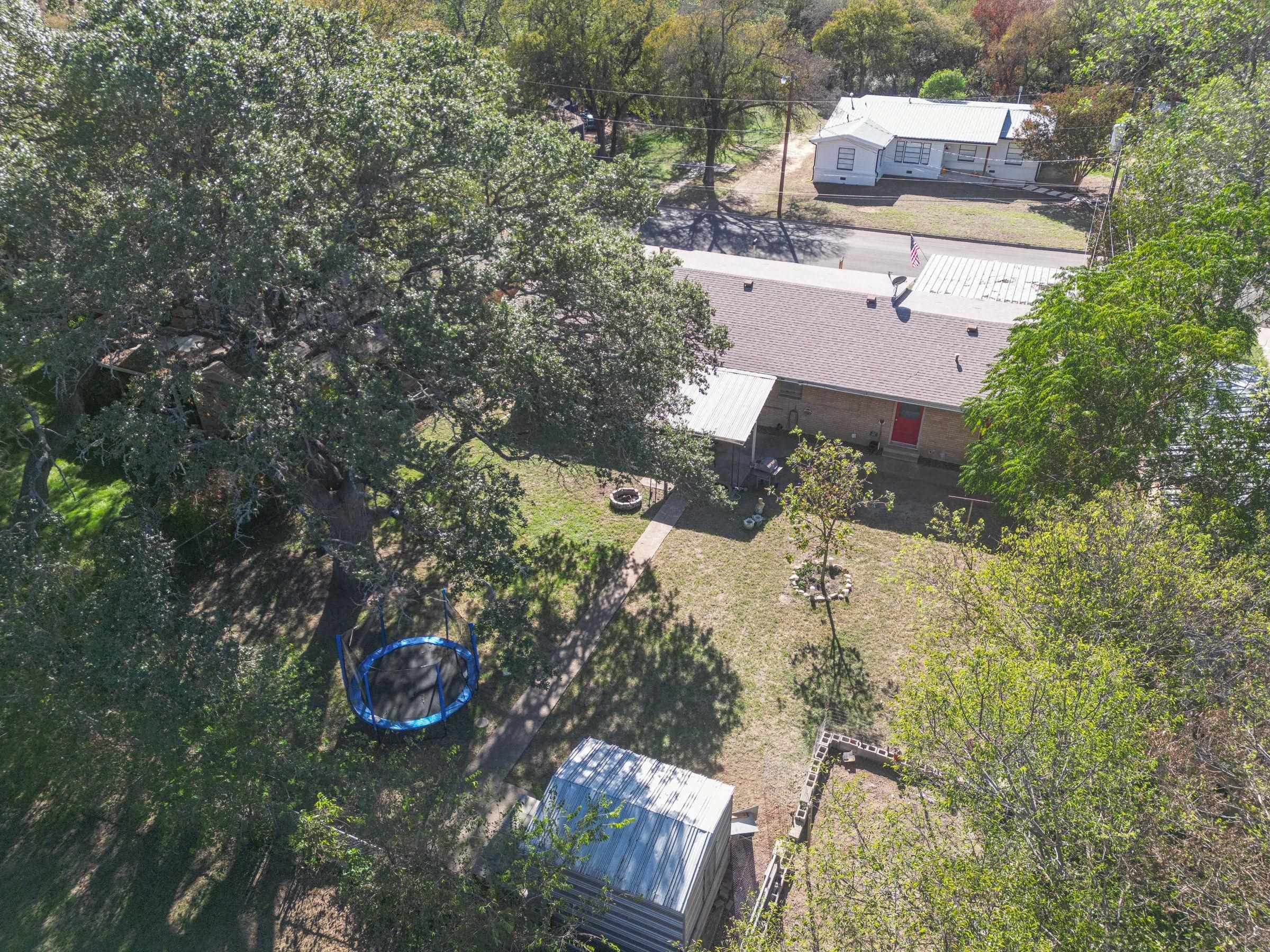 805 N West Street Property Photo 16