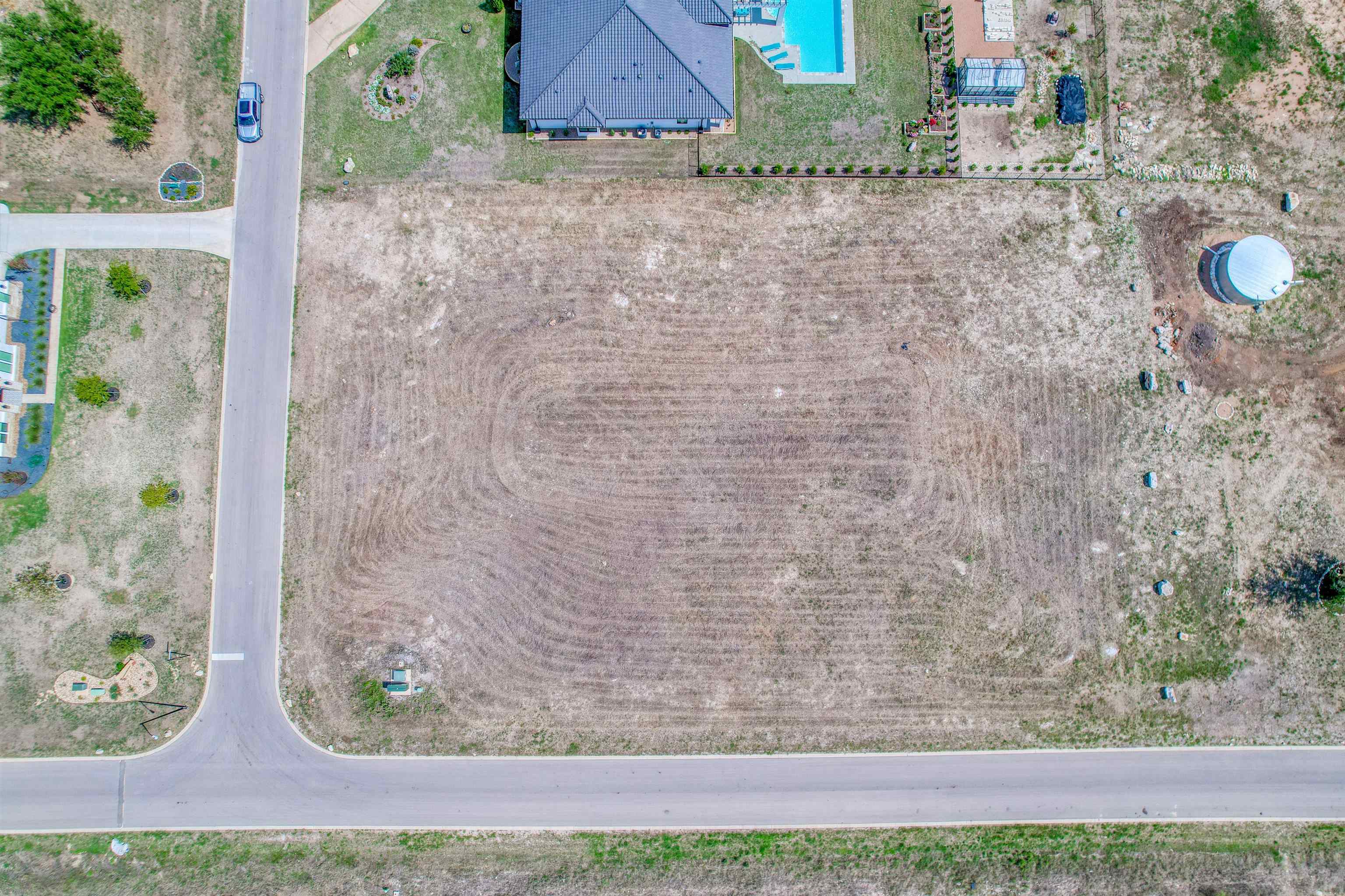 101 Rolling Hills Court Property Photo 3