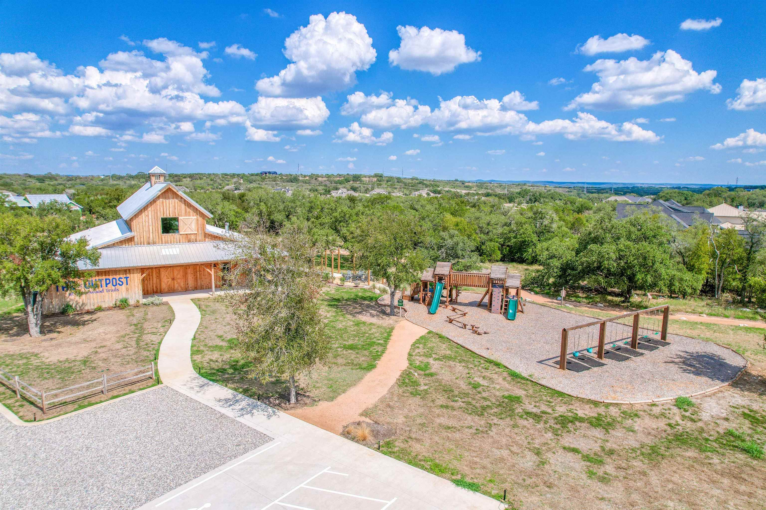 101 Rolling Hills Court Property Photo 10