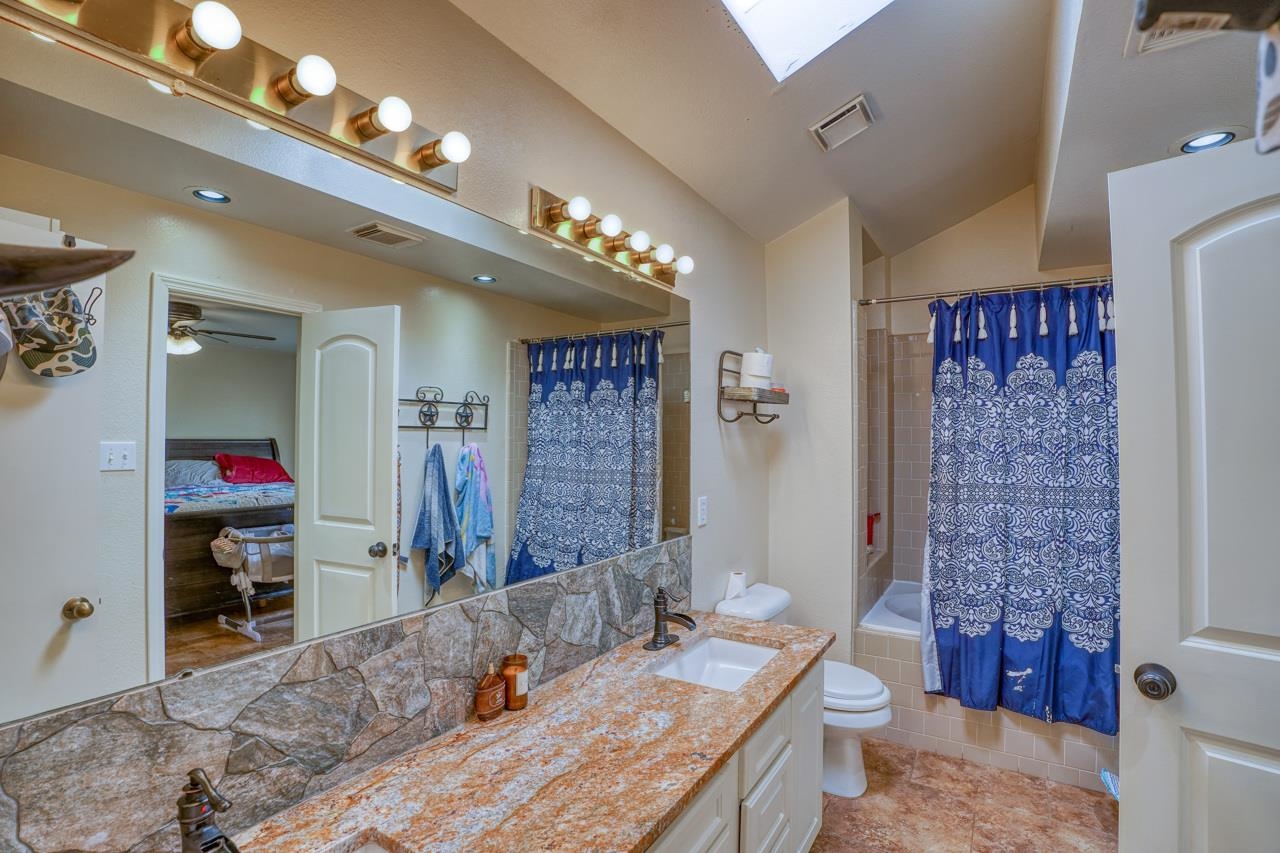 180 Field Creek Lane Property Photo 14