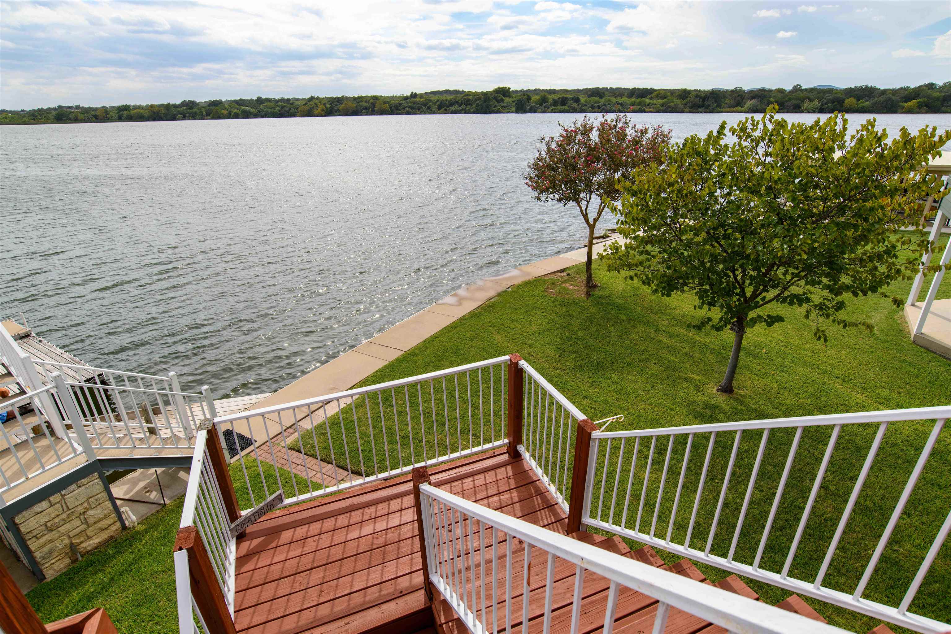 140 Circle Pt Property Photo 7