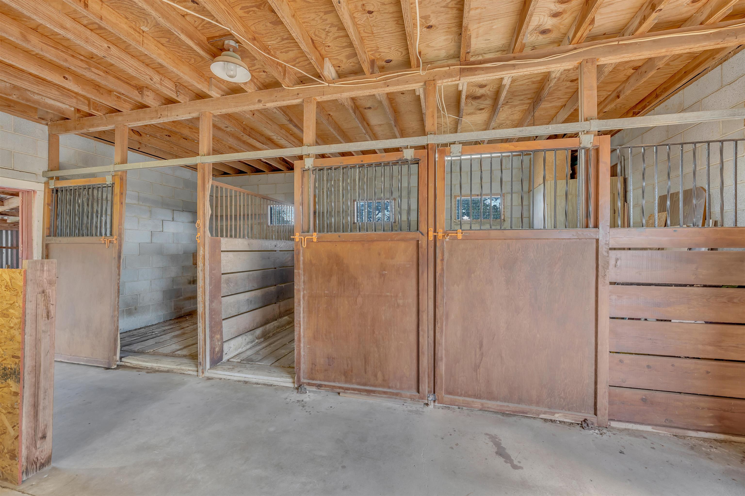 301 Wood Forest Road Property Photo 5