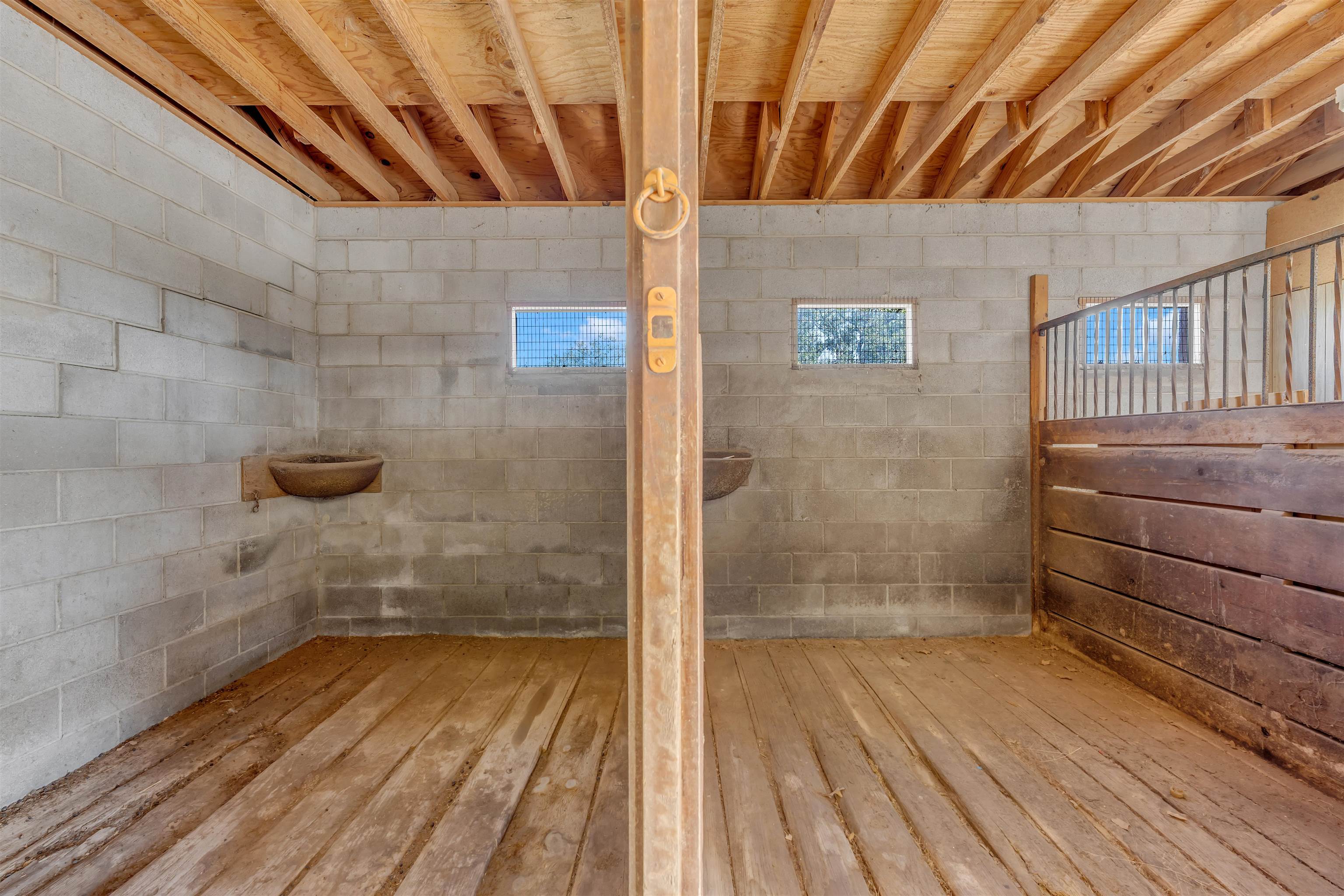 301 Wood Forest Road Property Photo 6