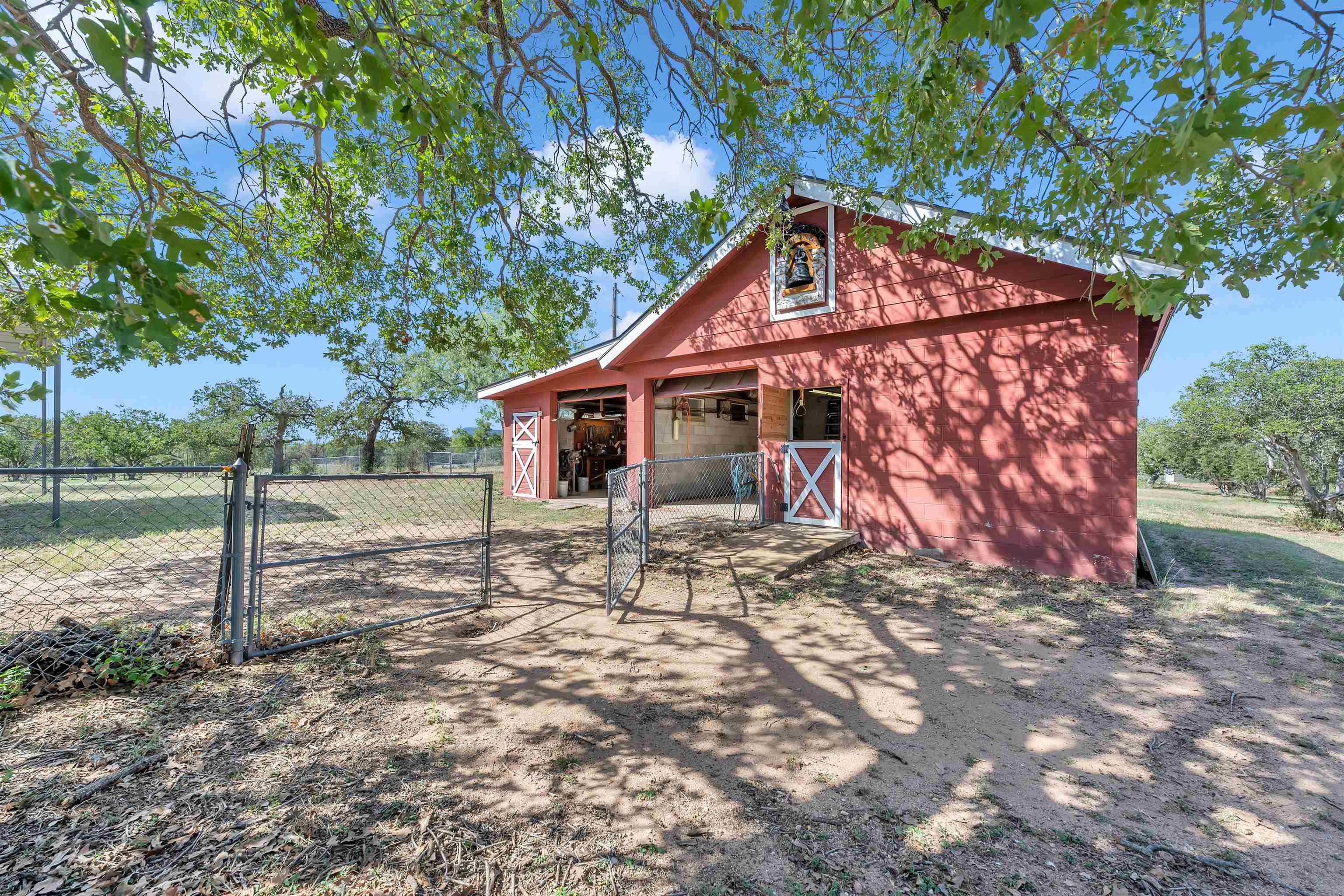301 Wood Forest Road Property Photo 7