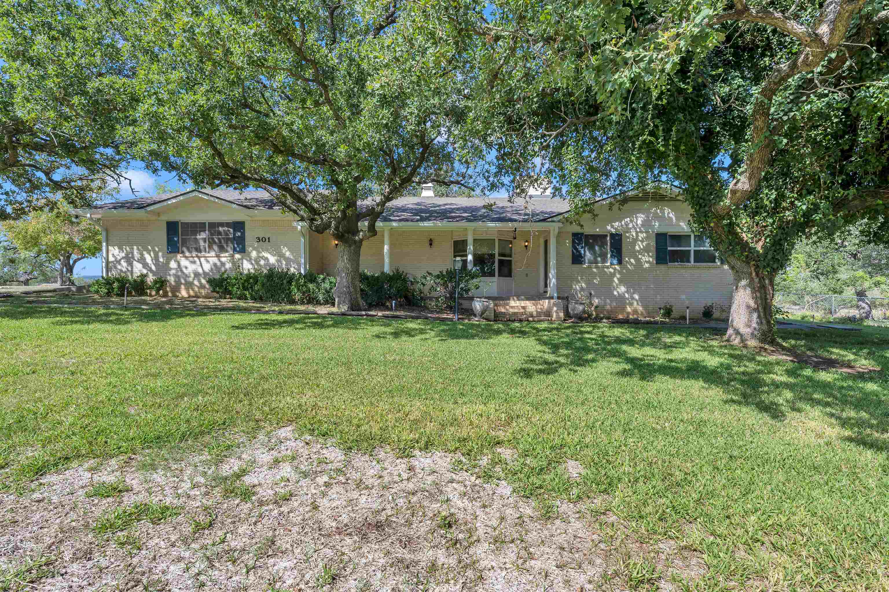 301 Wood Forest Road Property Photo 10