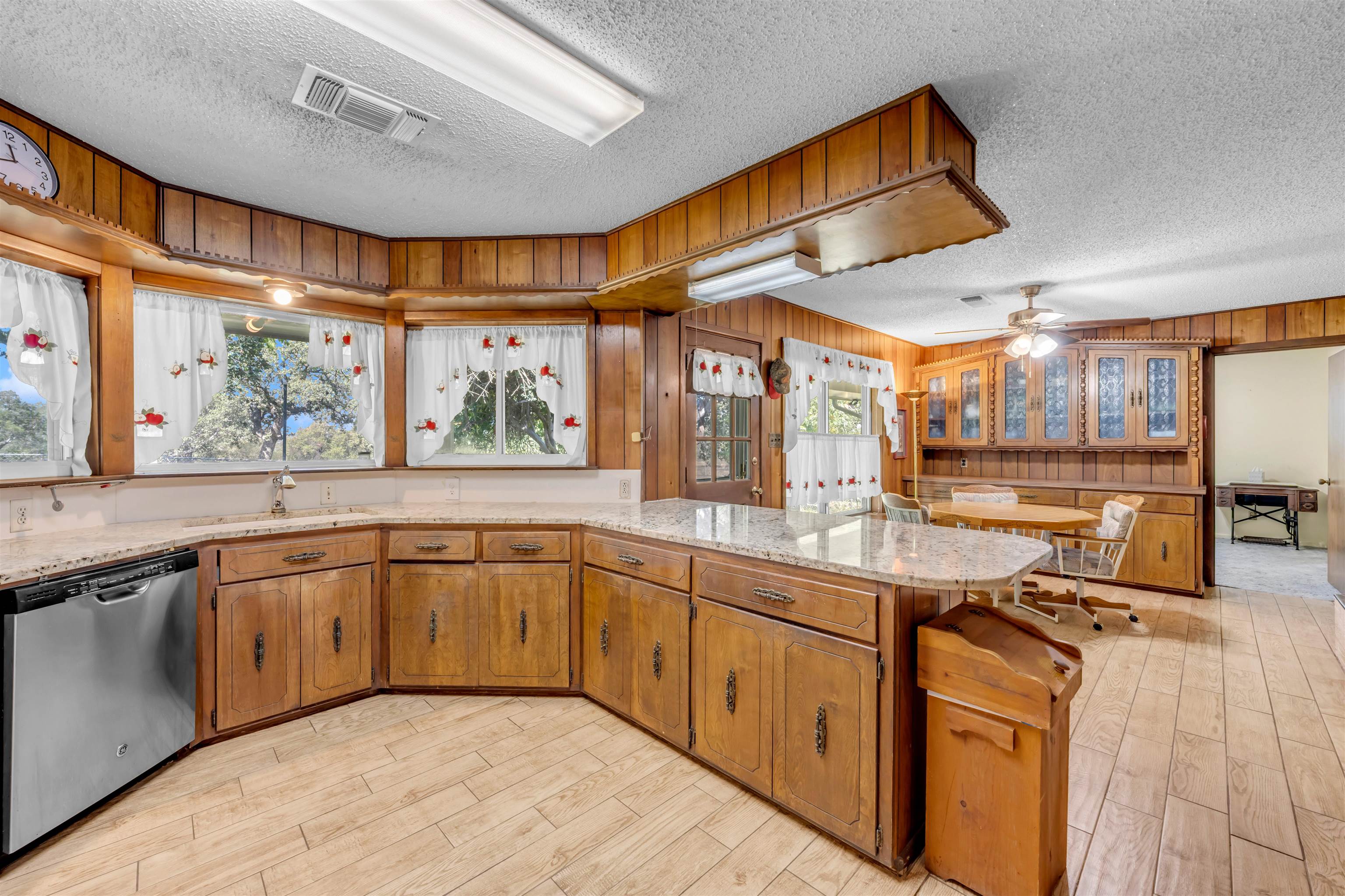 301 Wood Forest Road Property Photo 14