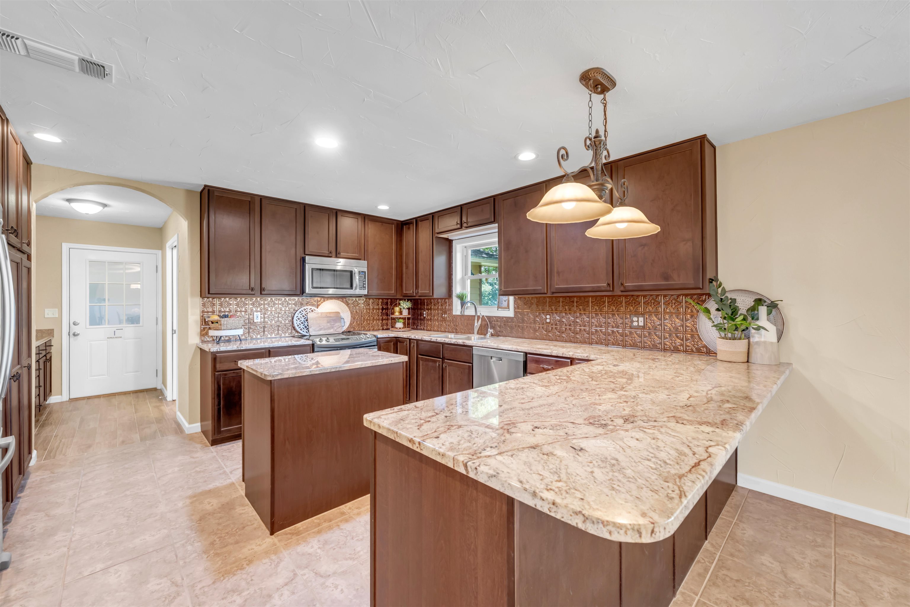 201 W Heron Drive Property Photo 10