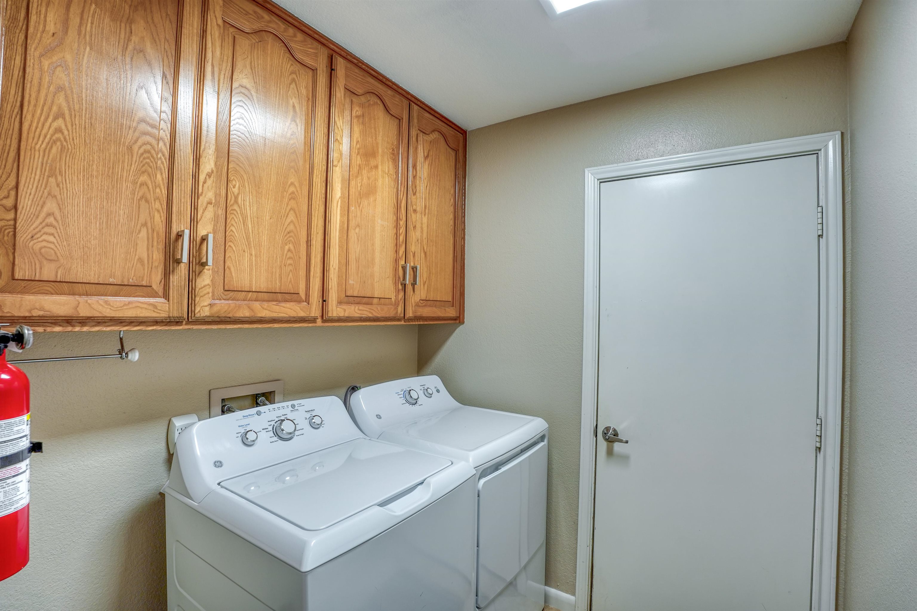 118 Broadmoor Property Photo 22