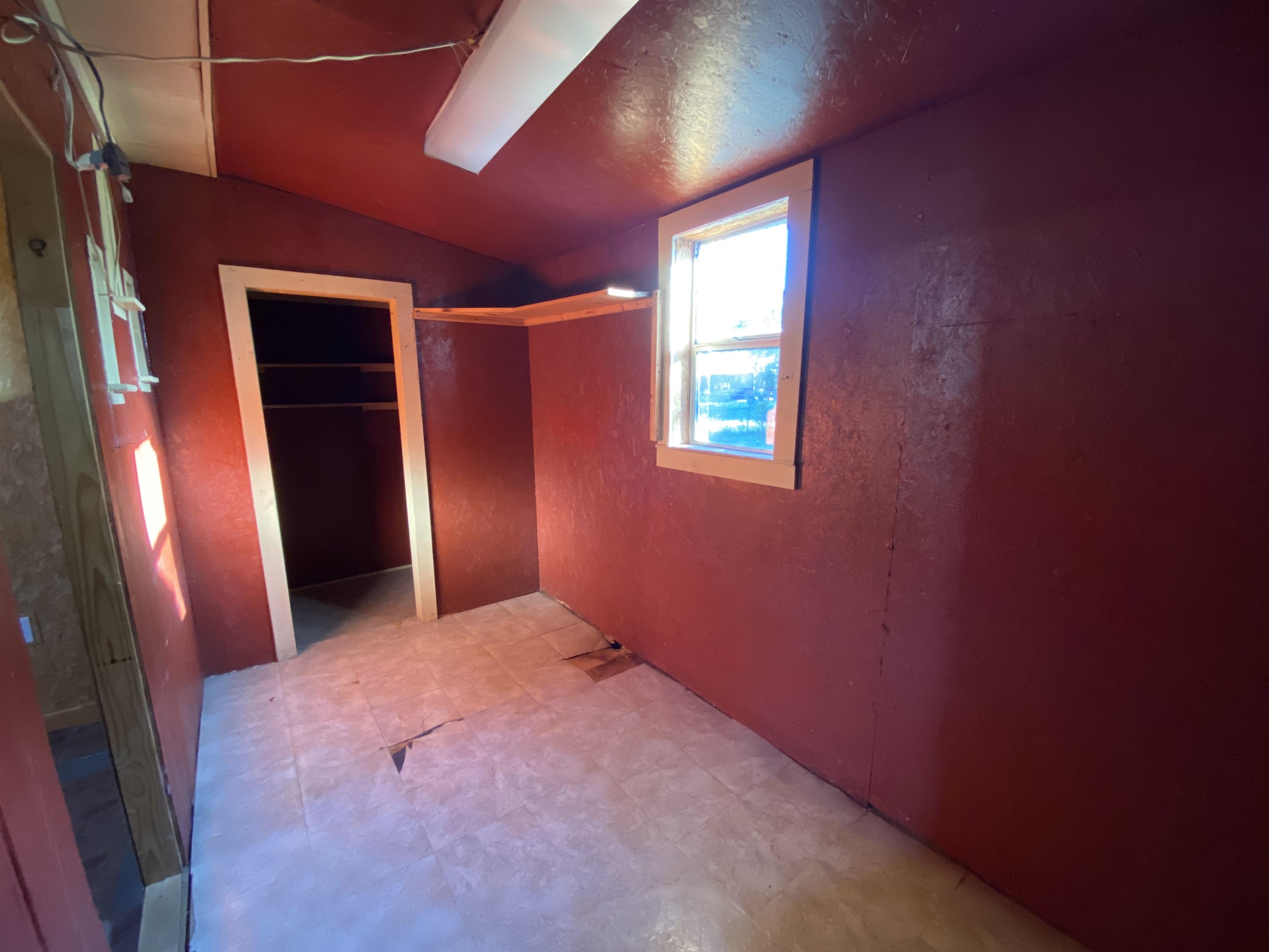 1112 Holcomb Street Property Photo 17