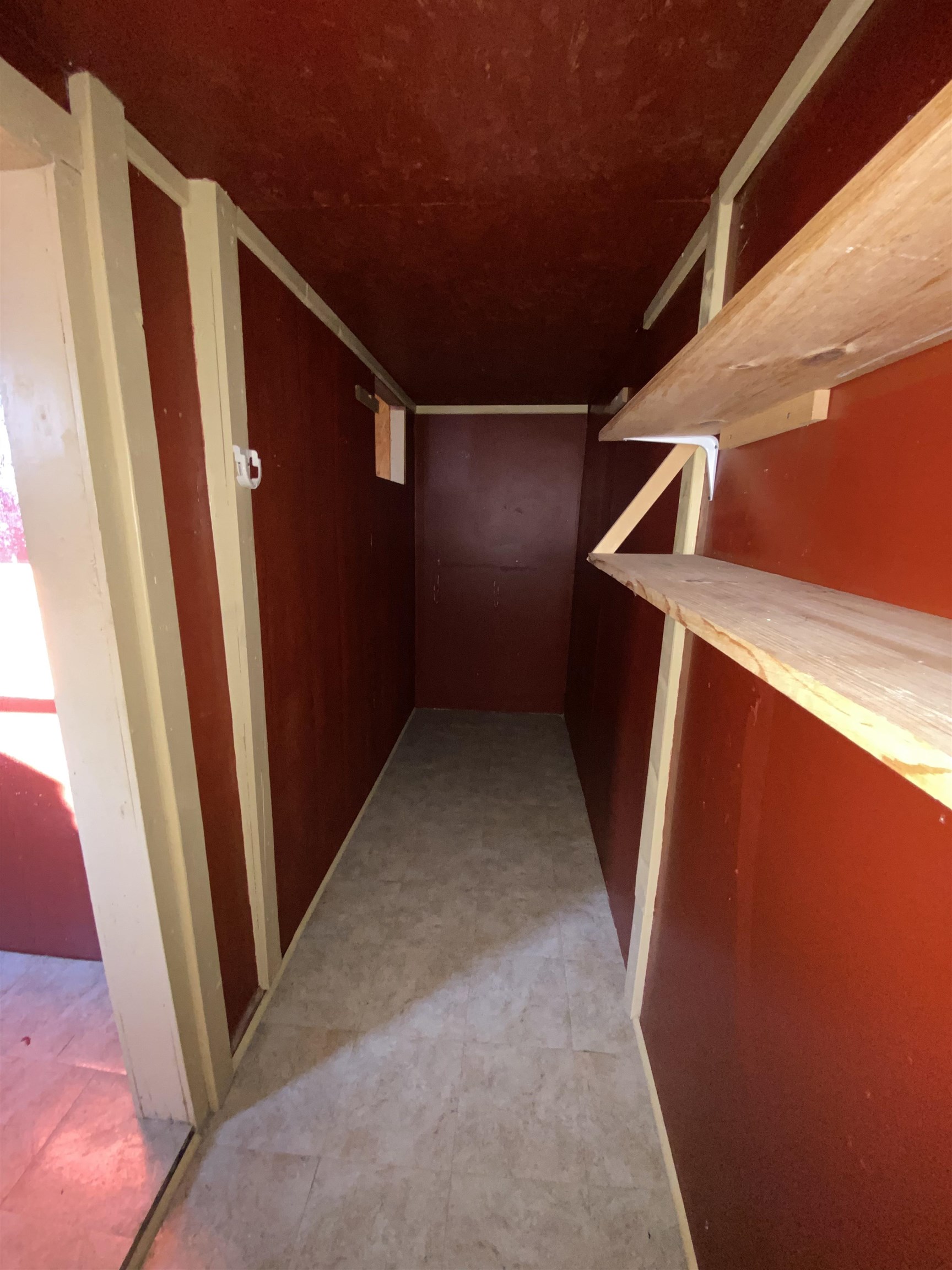 1112 Holcomb Street Property Photo 18