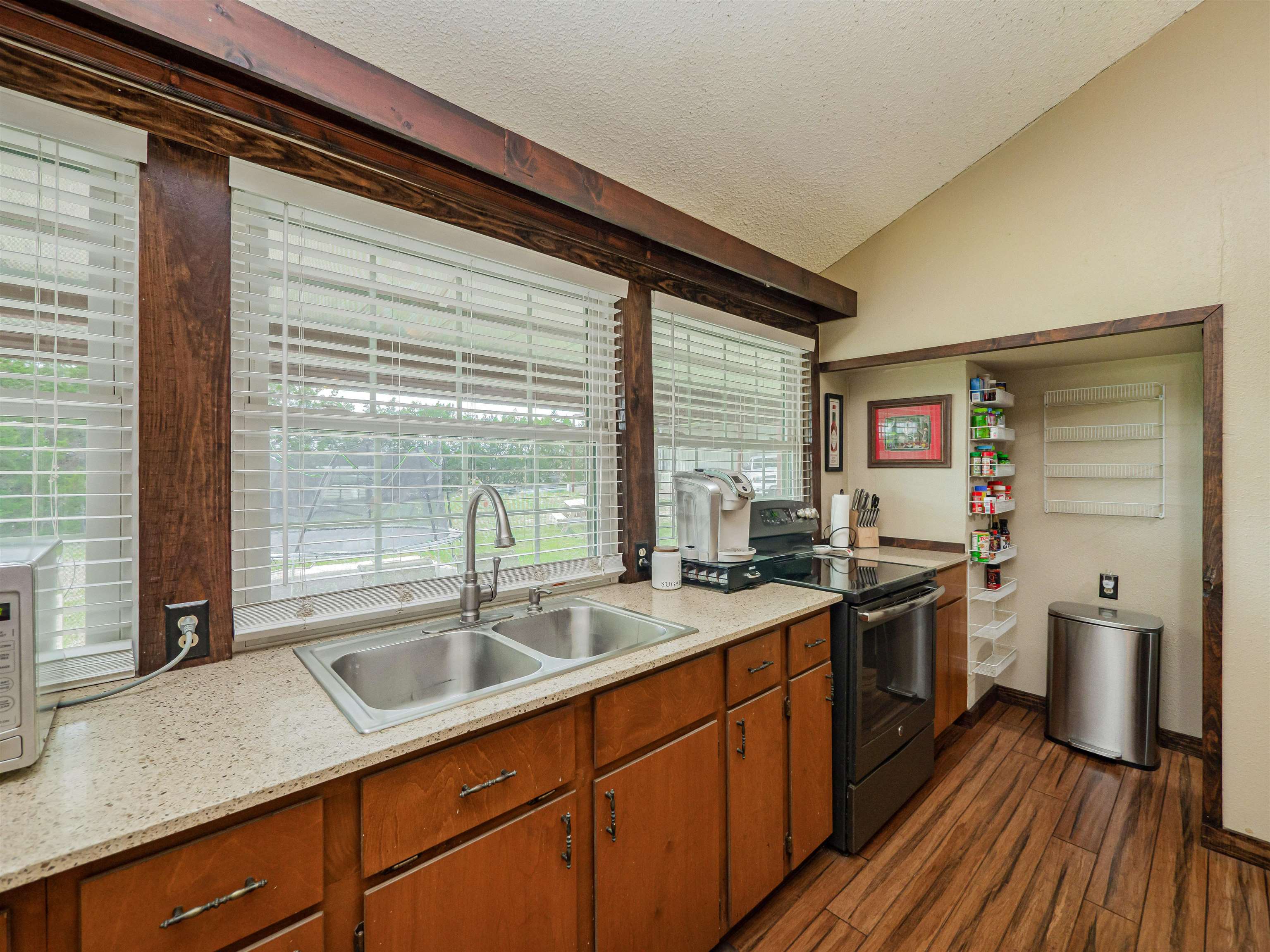 505 County Road 274 Property Photo 8