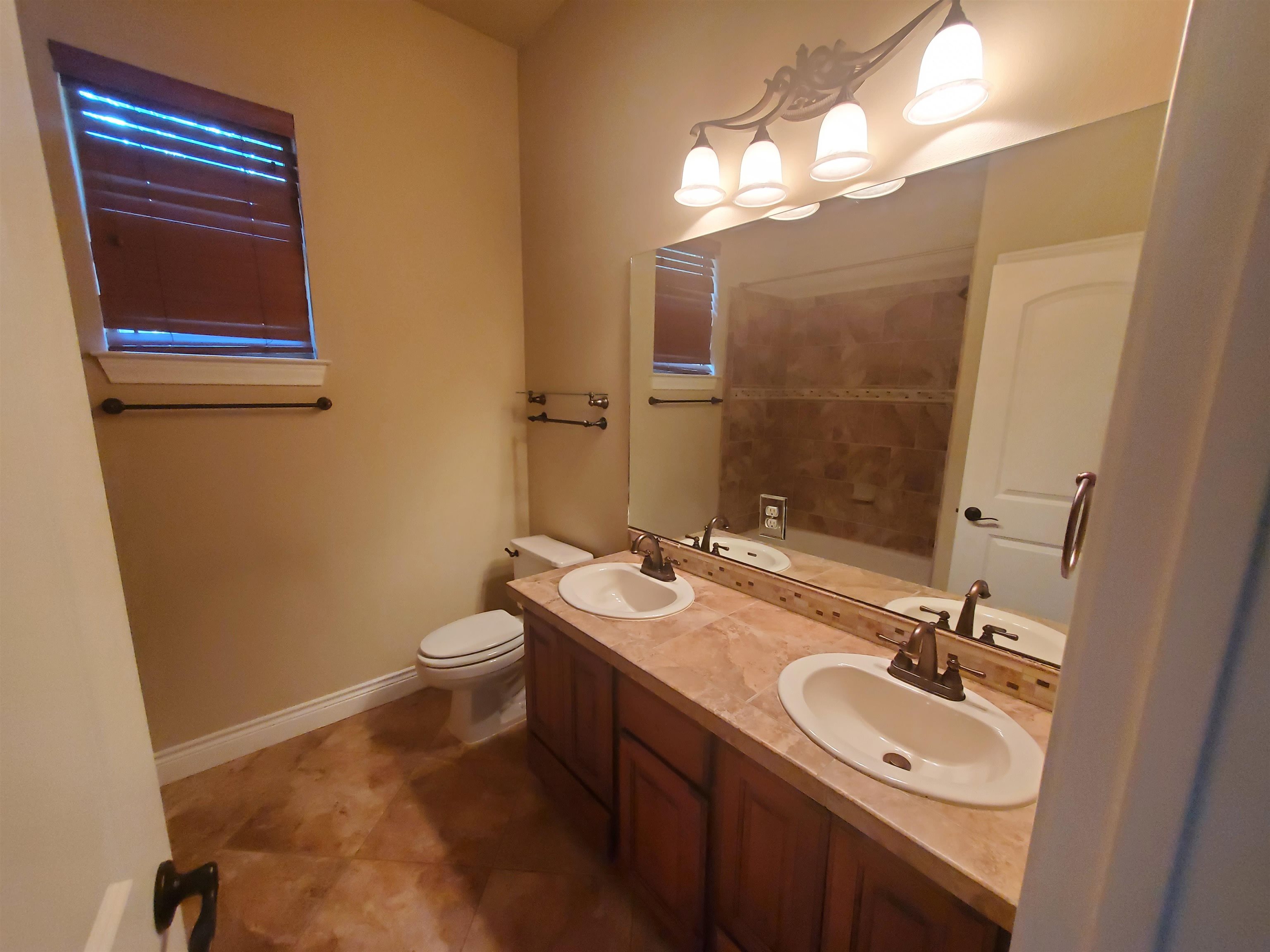 600 Legends Parkway Property Photo 13