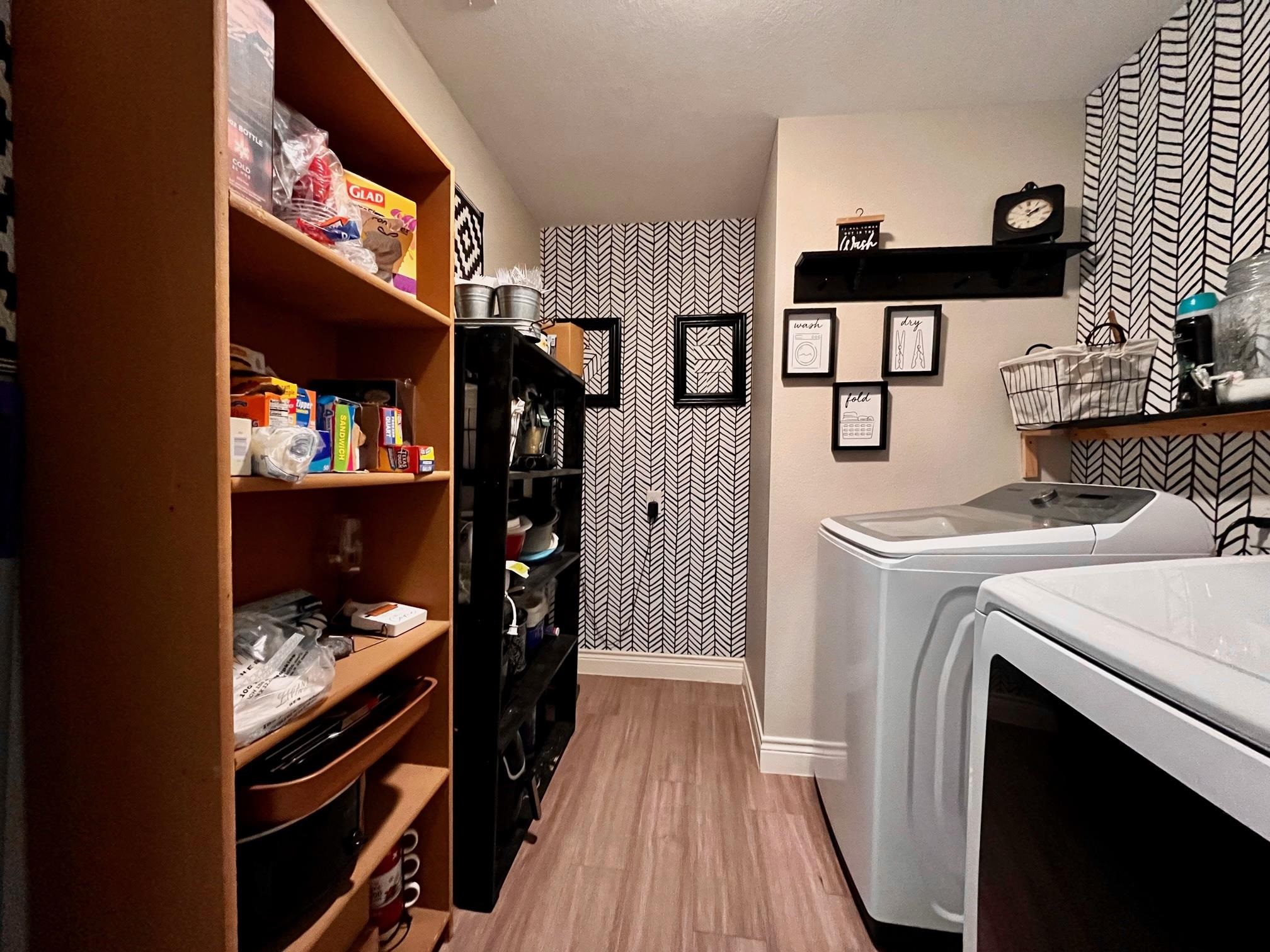 207 E Brier Property Photo 20