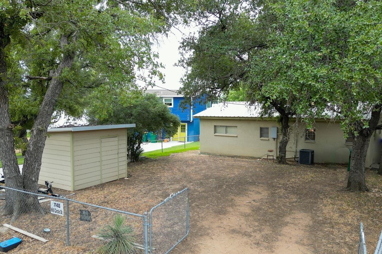 1140 Hill Circle Drive Property Photo 3