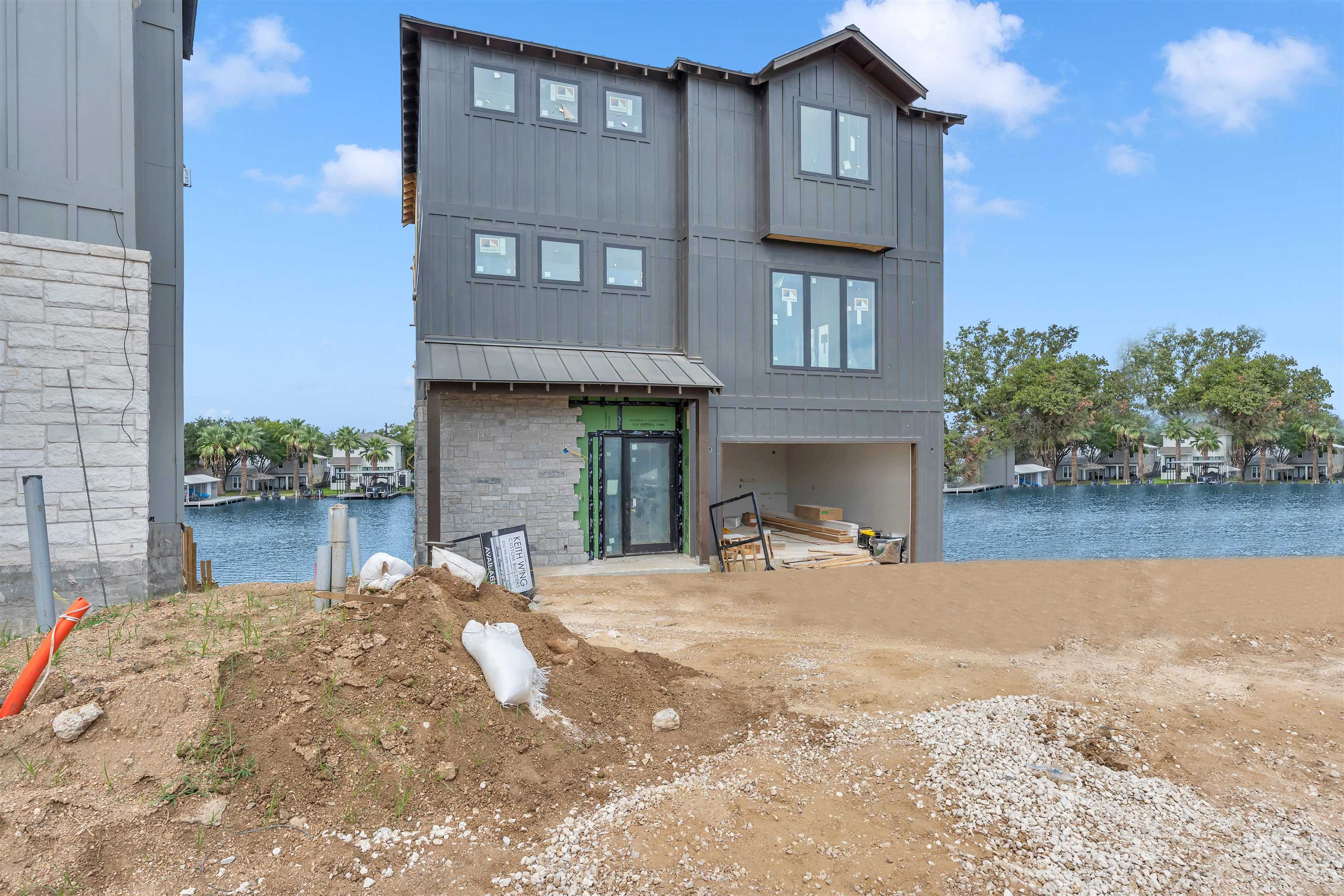 175 Pointview Drive Property Photo 3