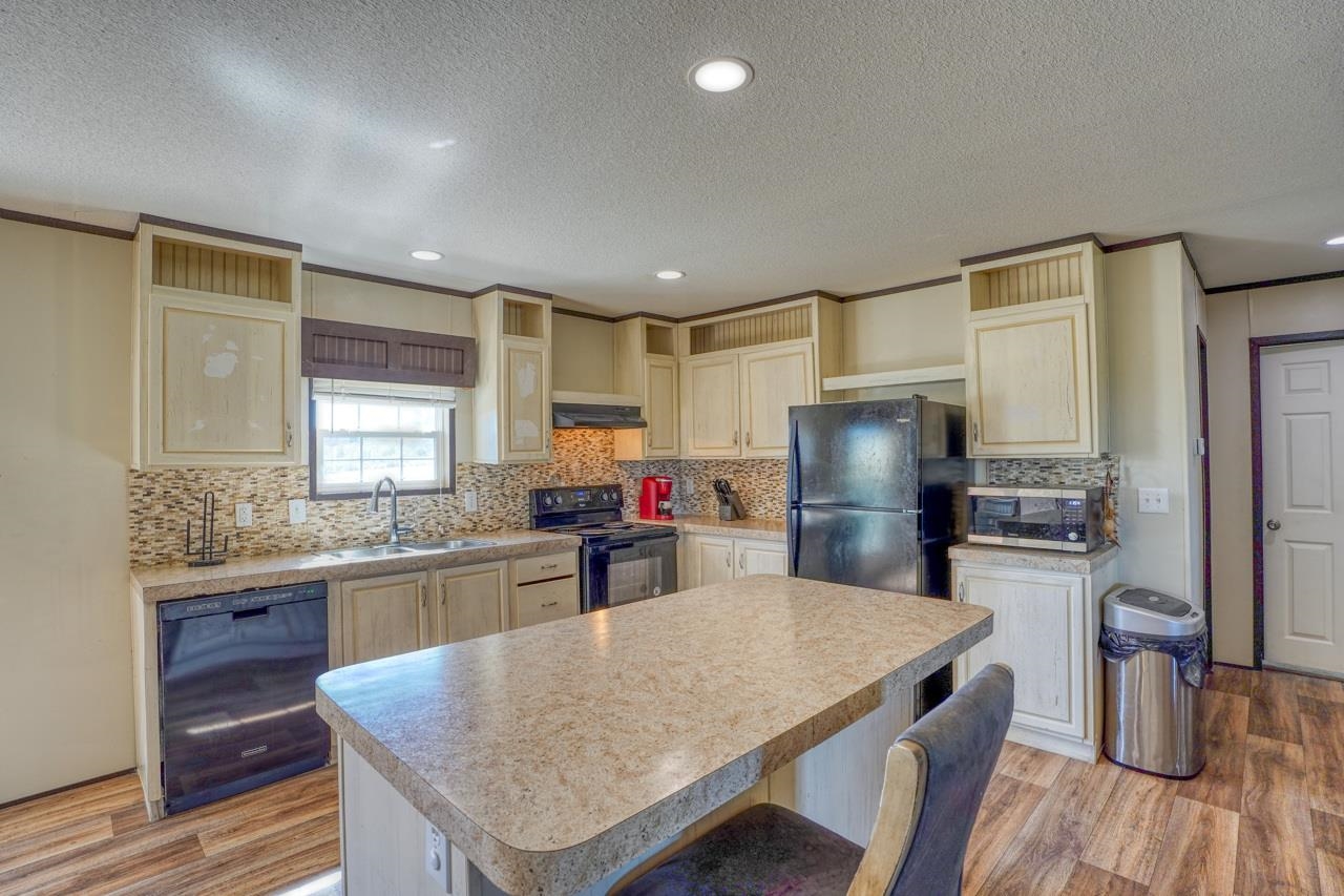 201 36th Street Property Photo 6