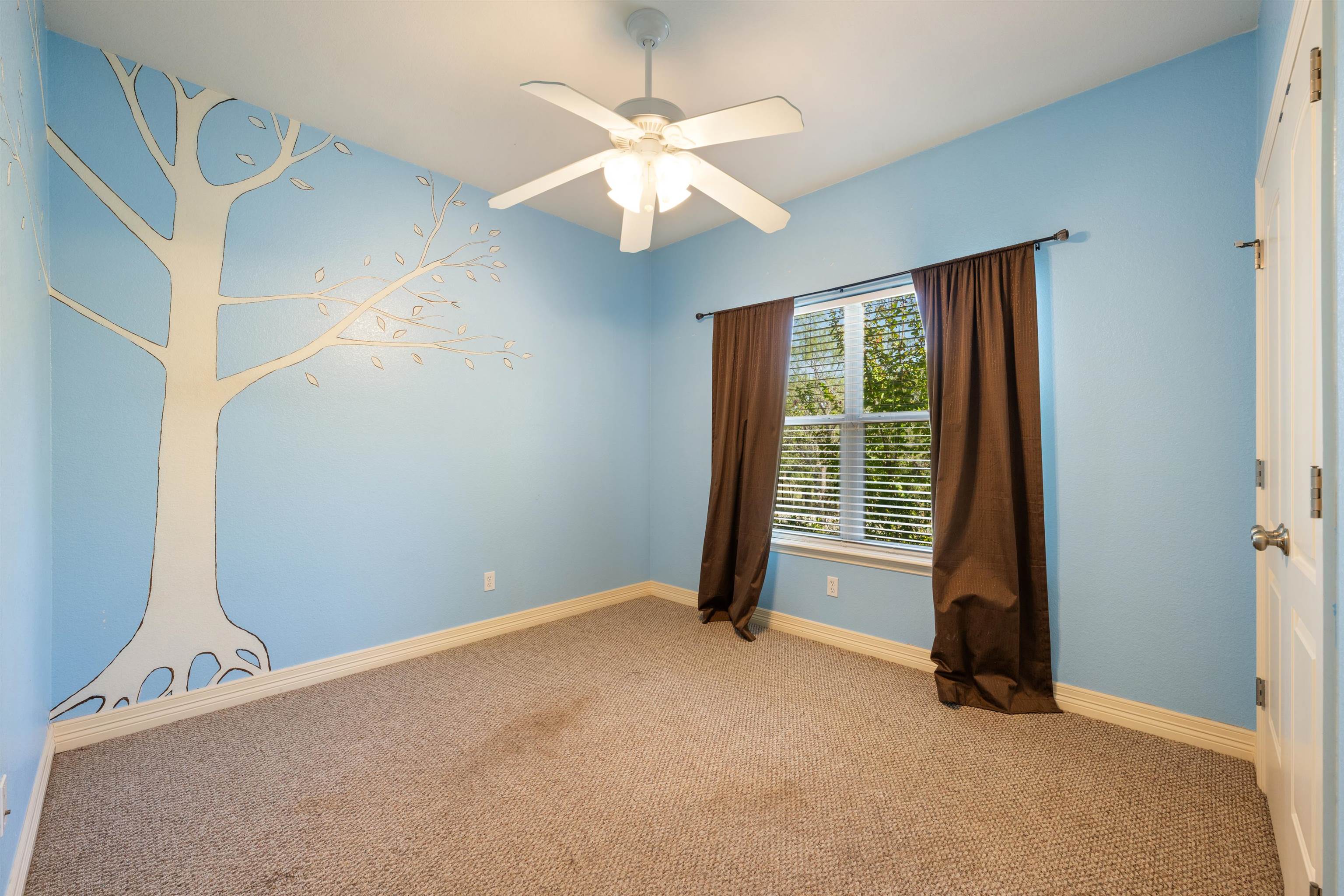 806 Pine Lane Property Photo 13
