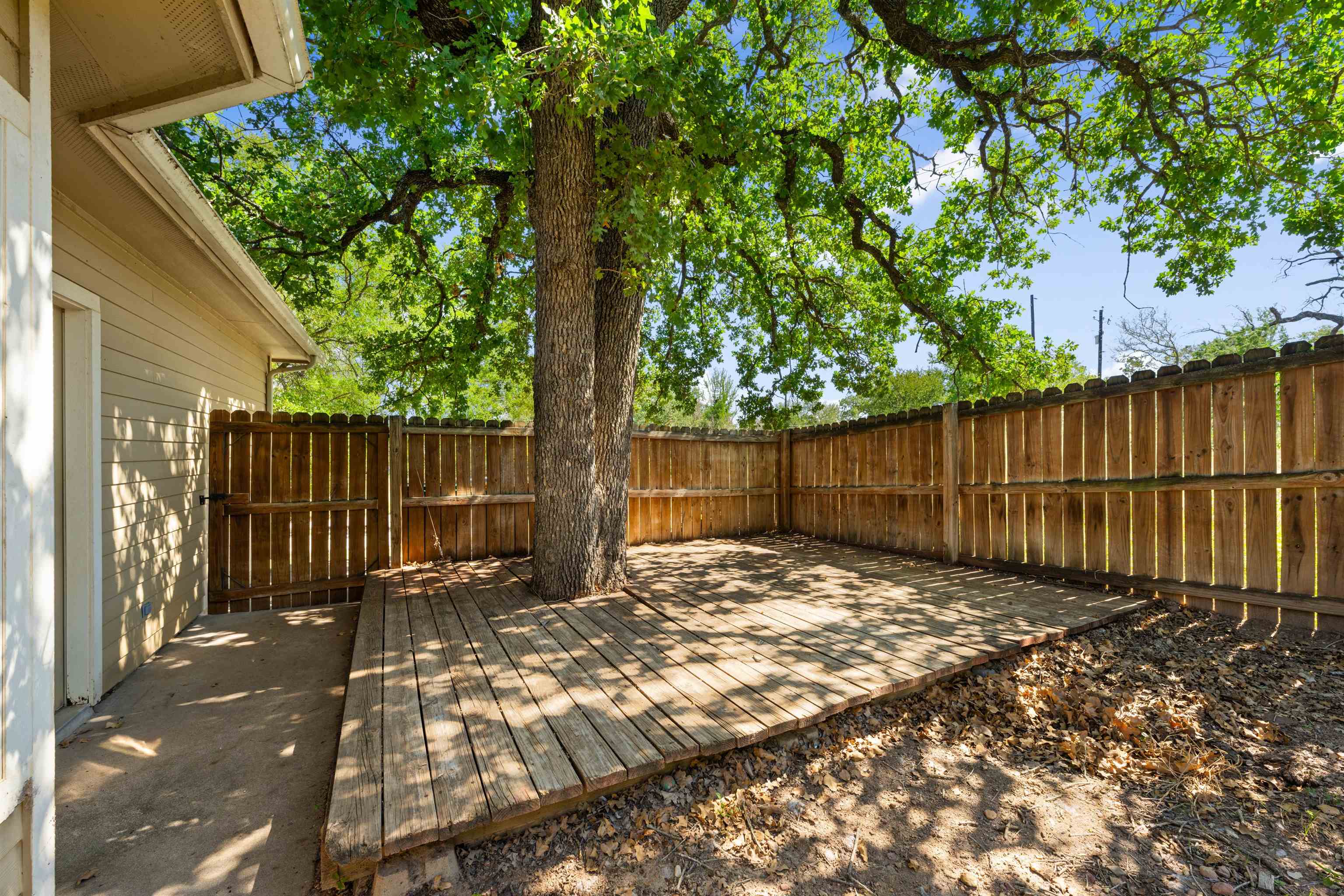 806 Pine Lane Property Photo 15