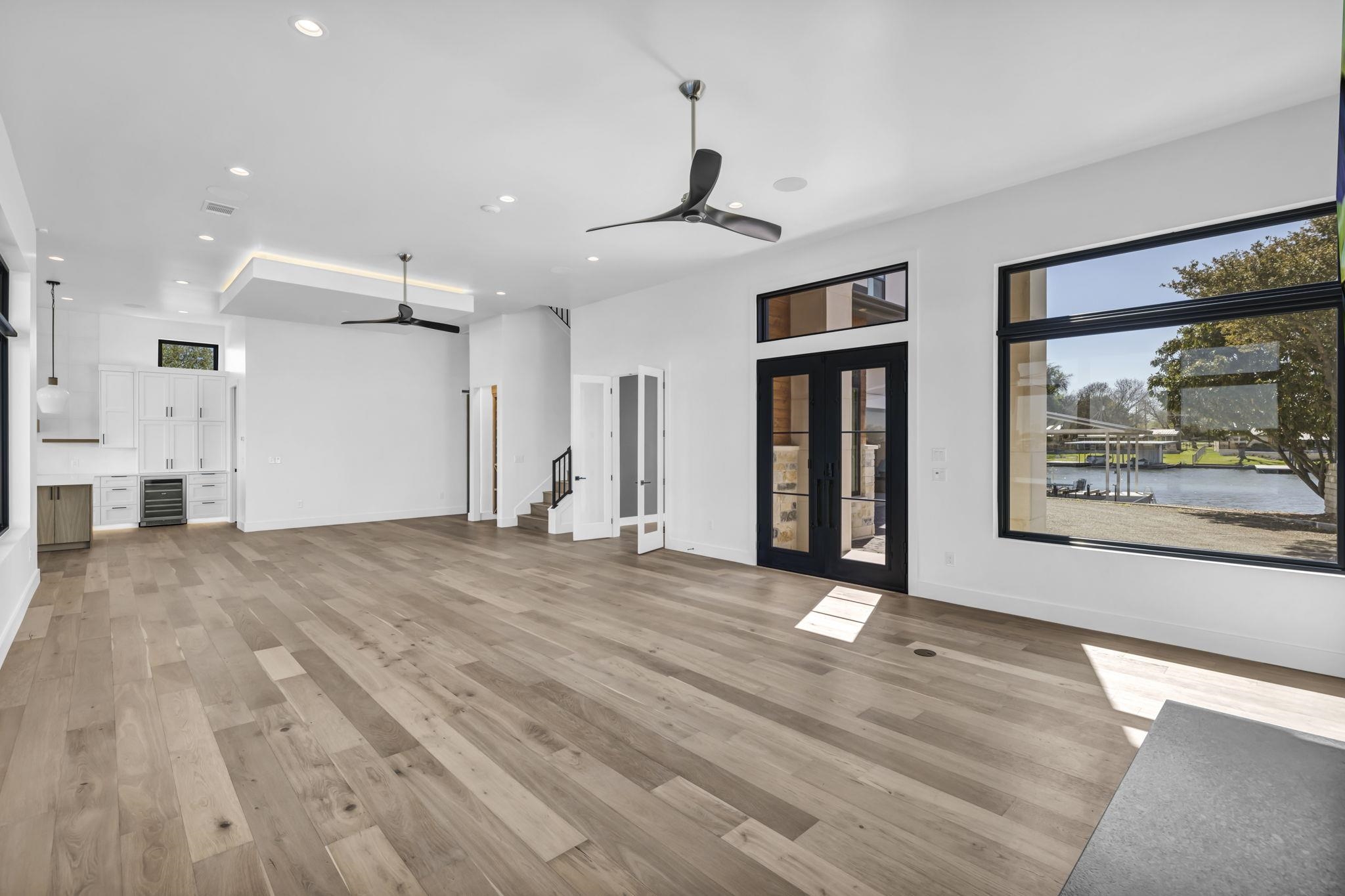 338 Park Lane Property Photo 10
