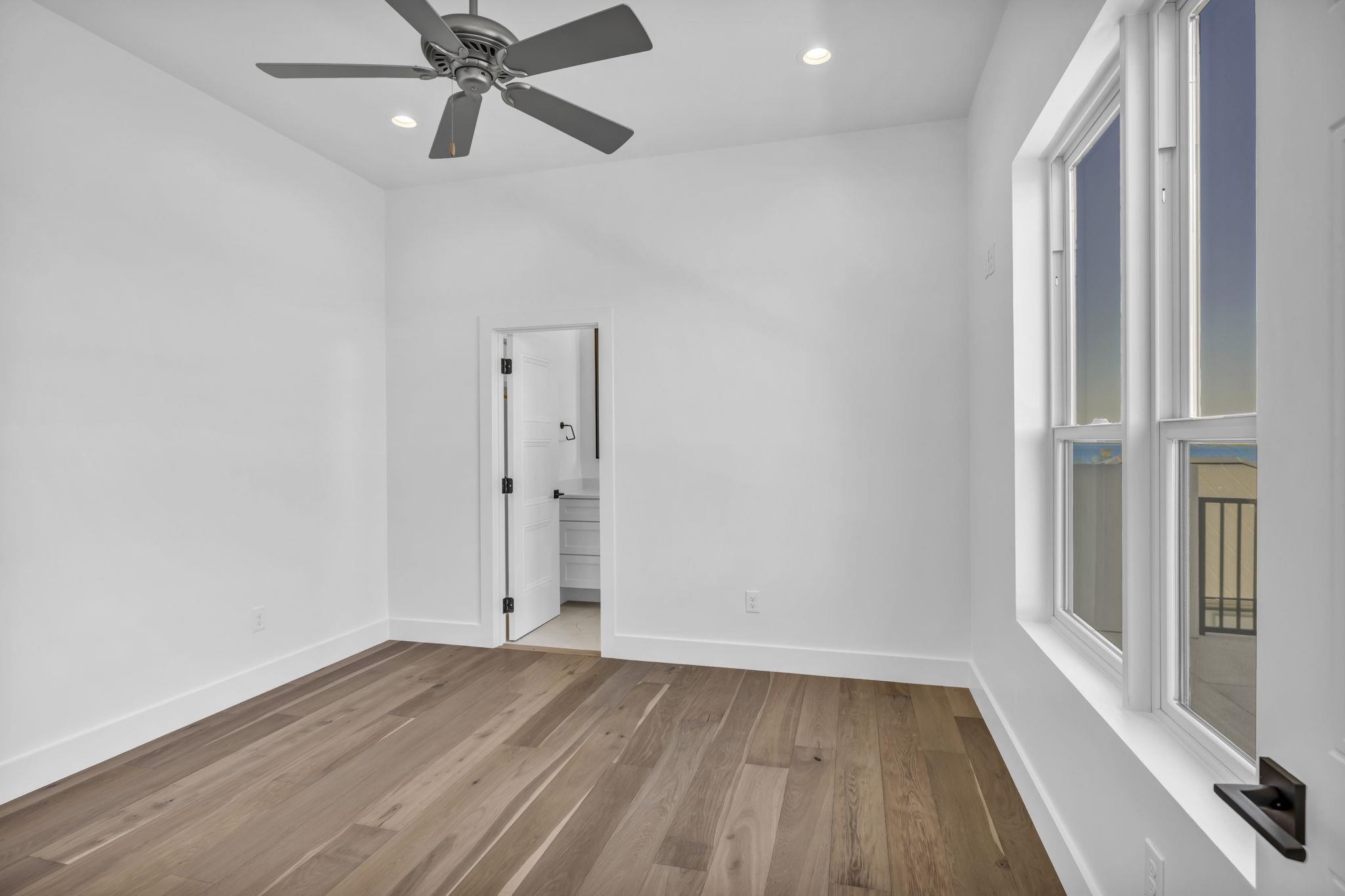 338 Park Lane Property Photo 21