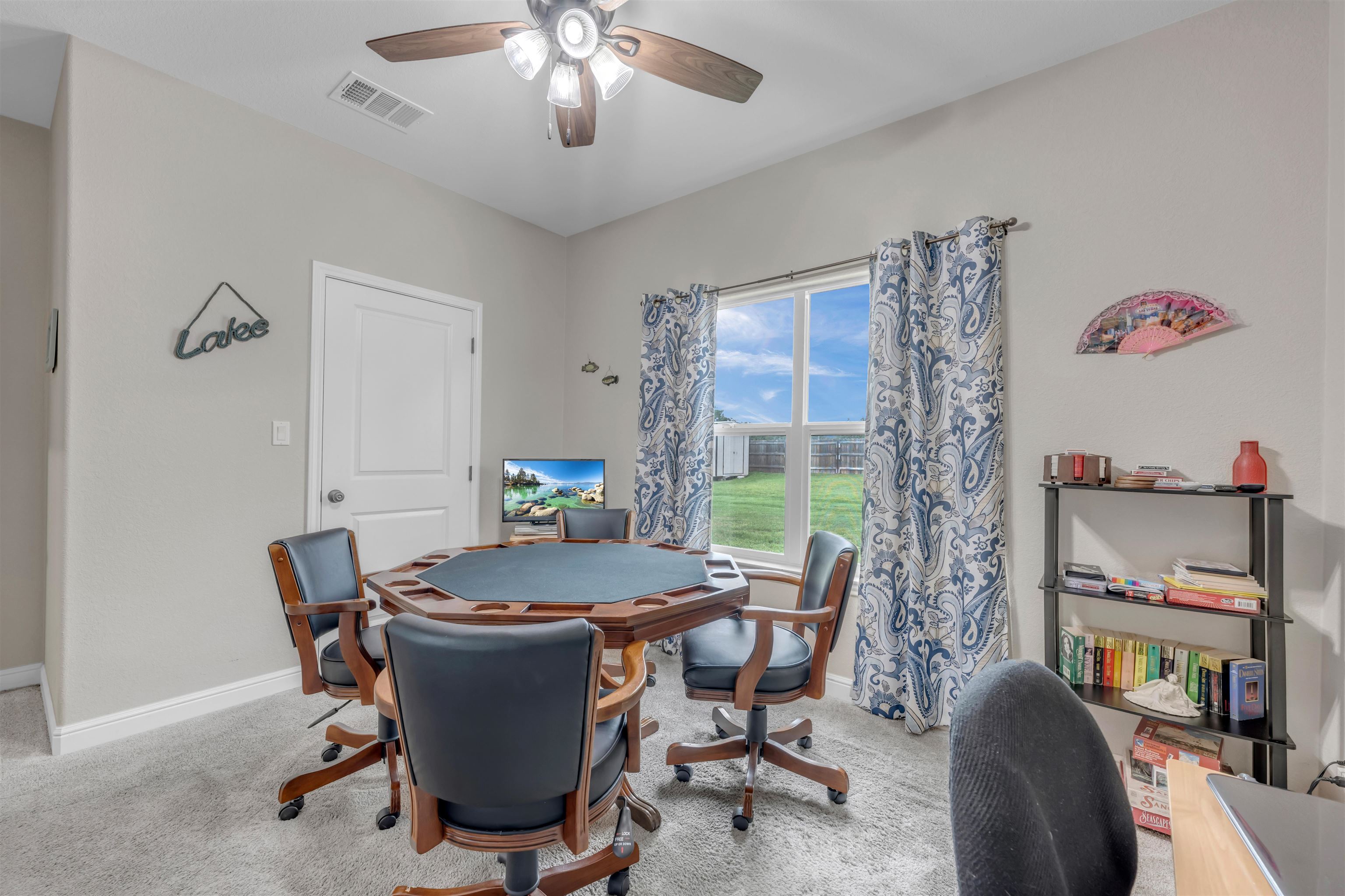 2101 River Oaks Dr. Property Photo 20