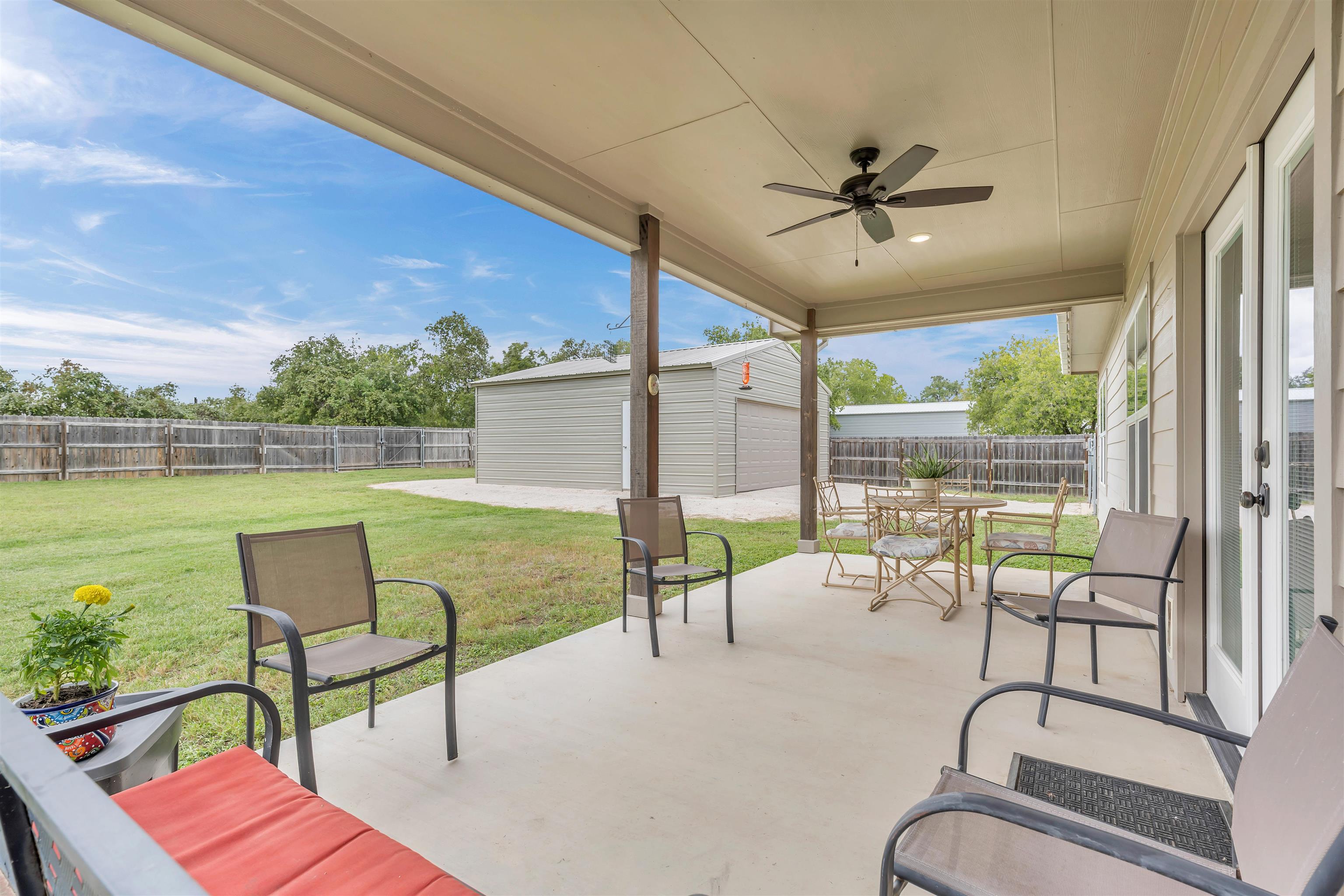 2101 River Oaks Dr. Property Photo 21