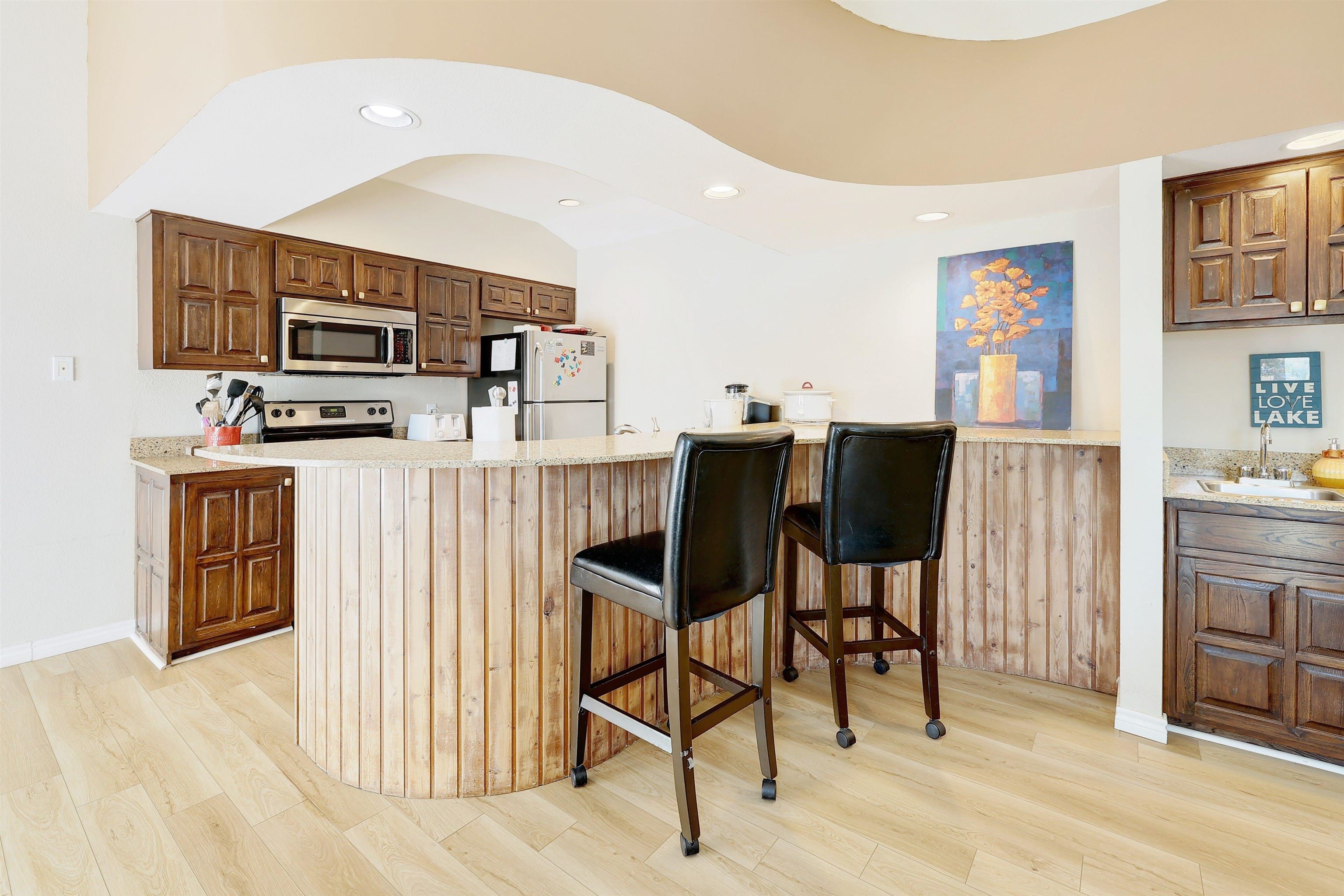 605 Port Property Photo 10