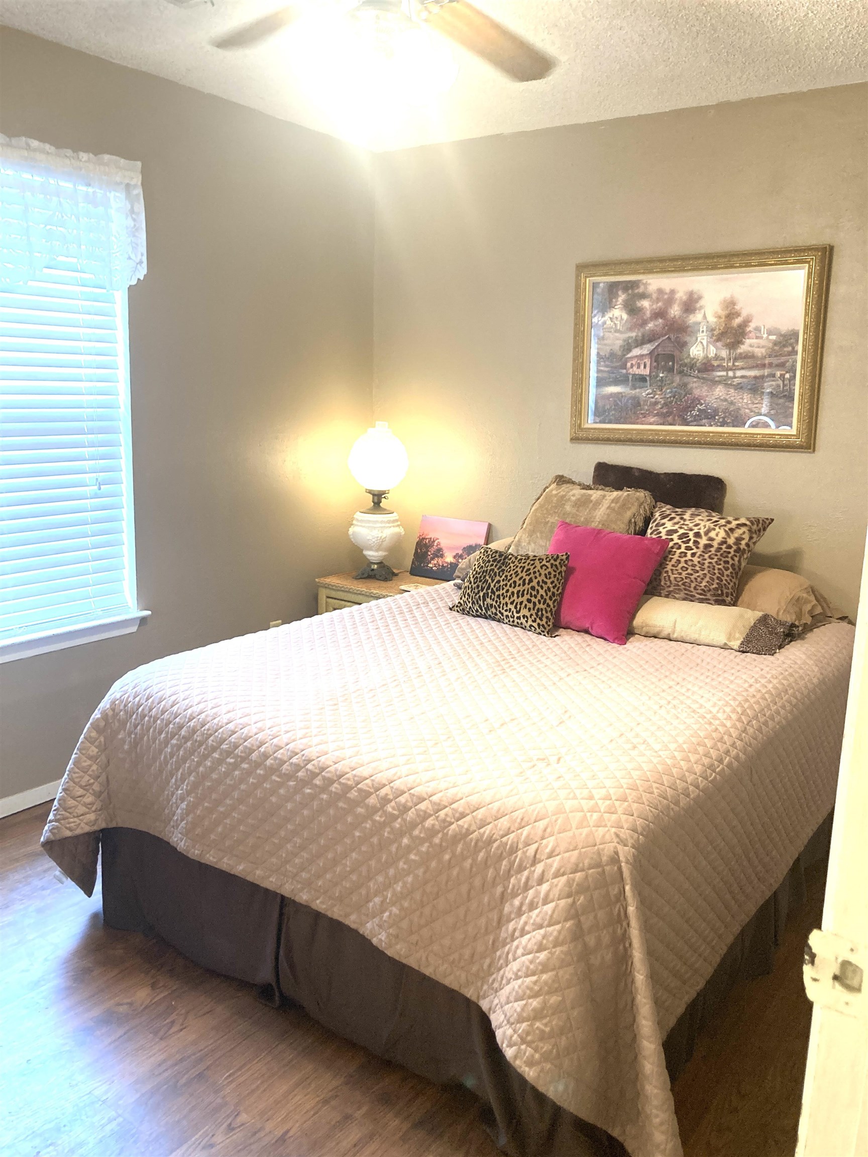 3914 Lakeview Property Photo 22