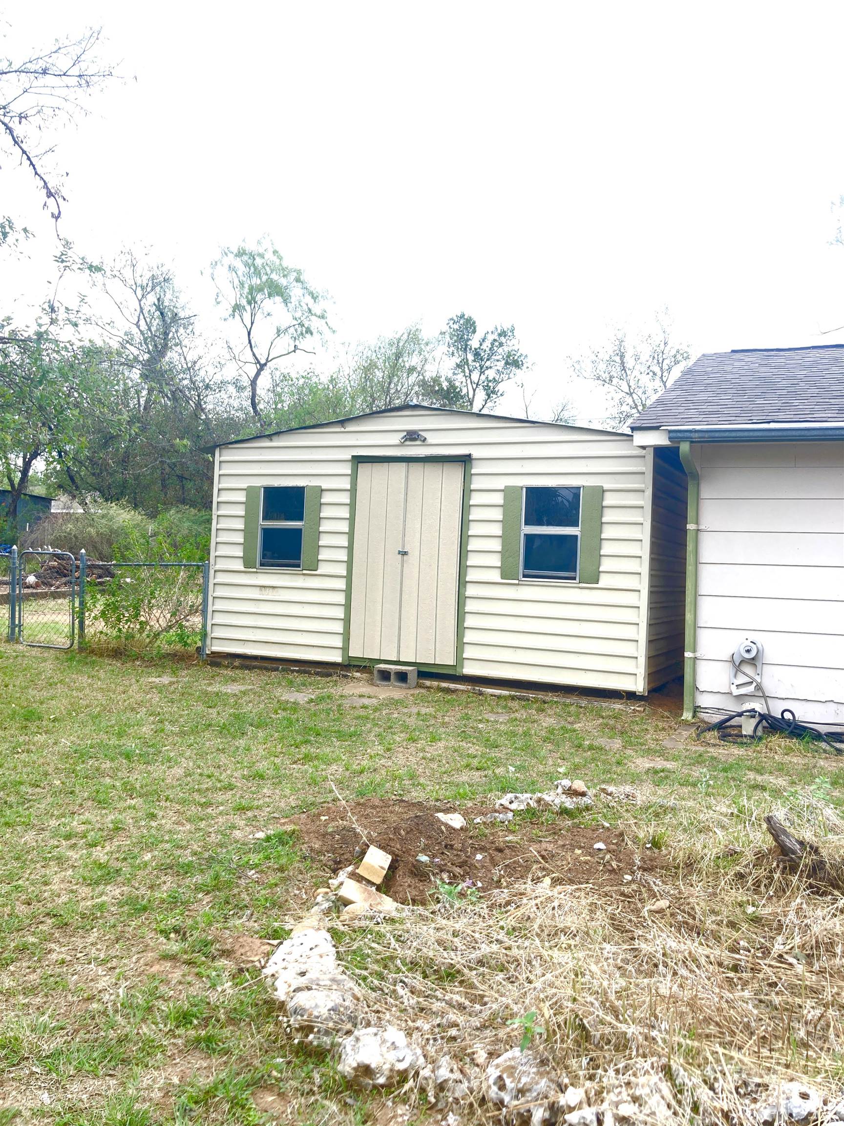 3914 Lakeview Property Photo 25