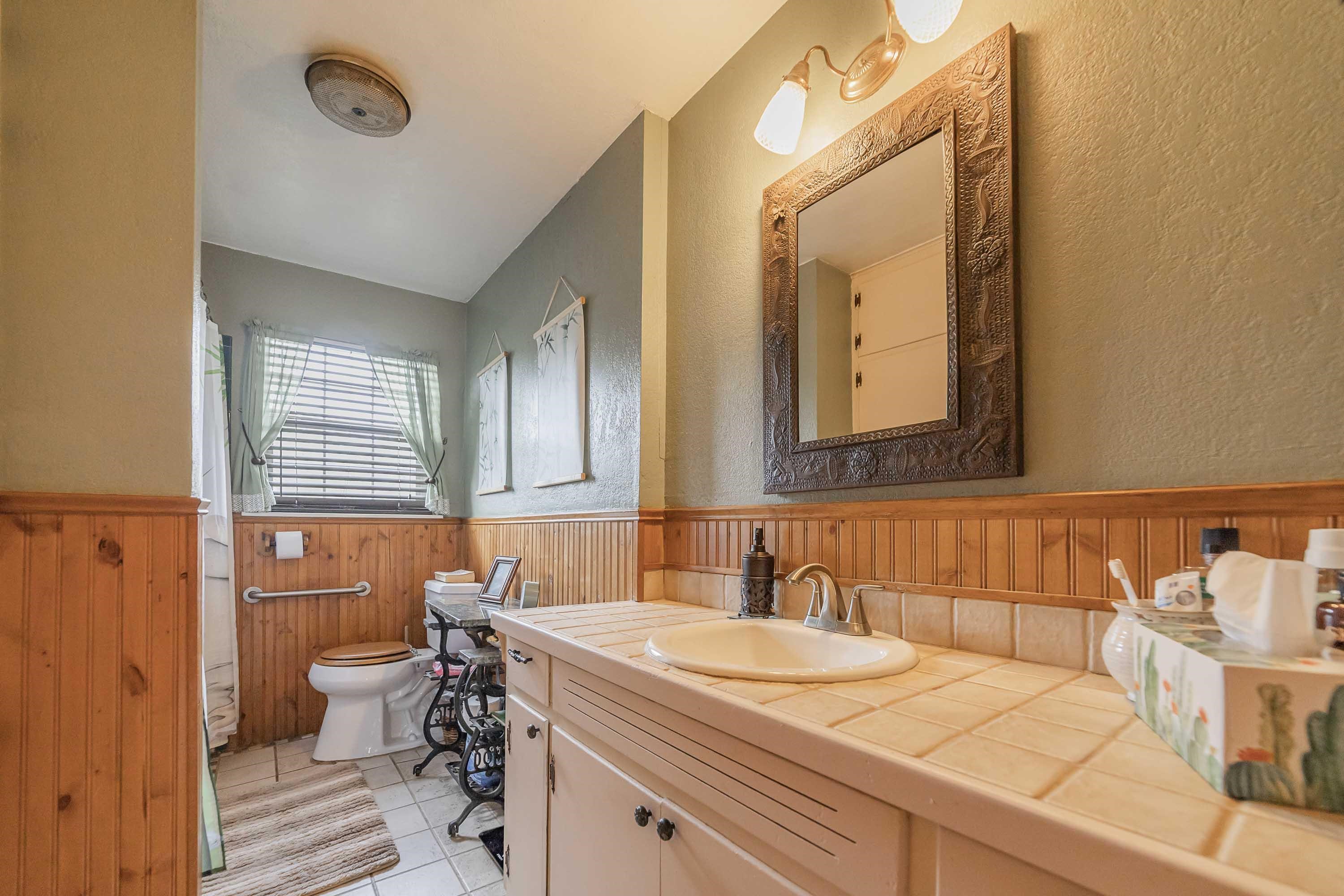 102 E Pine Street Property Photo 12
