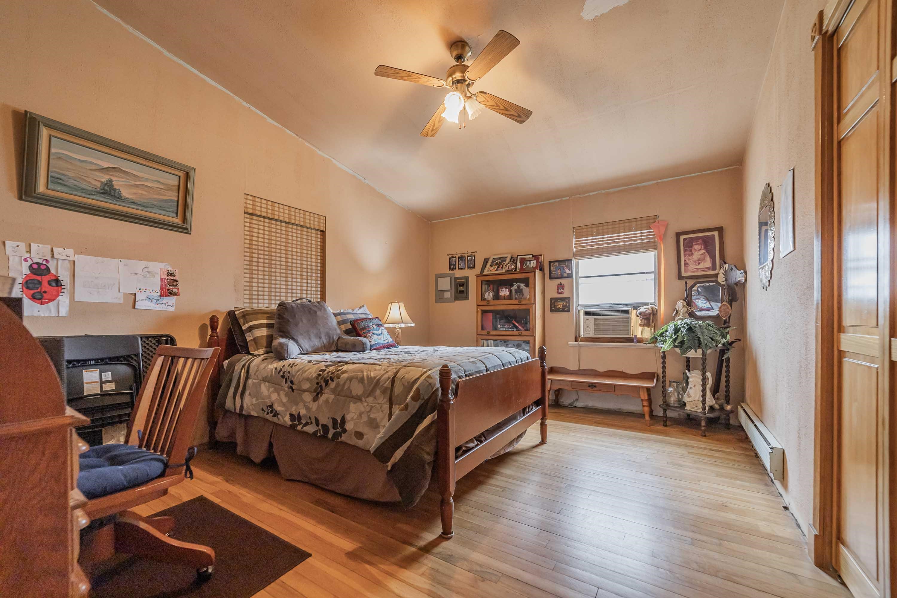 102 E Pine Street Property Photo 13