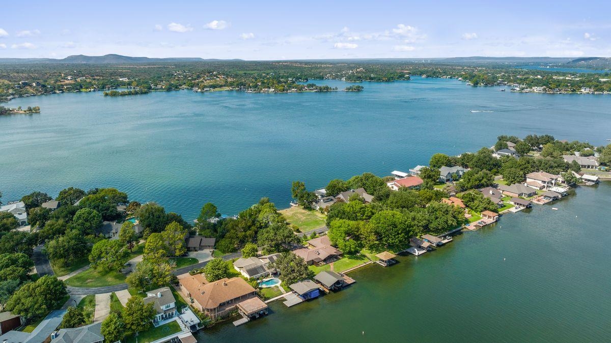 30 Beaver Island Property Photo 4