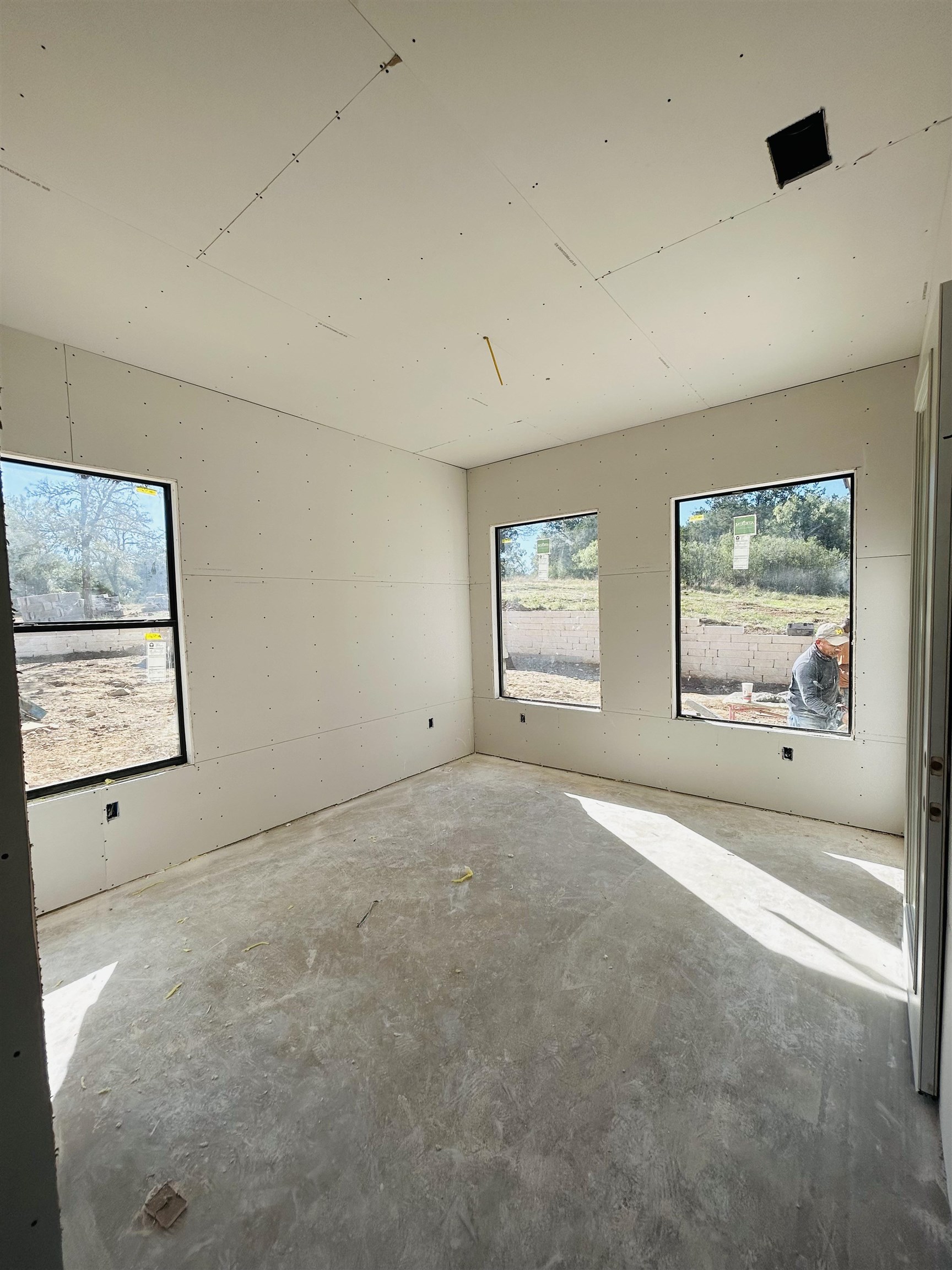 1122 Fault Line Drive Property Photo 7