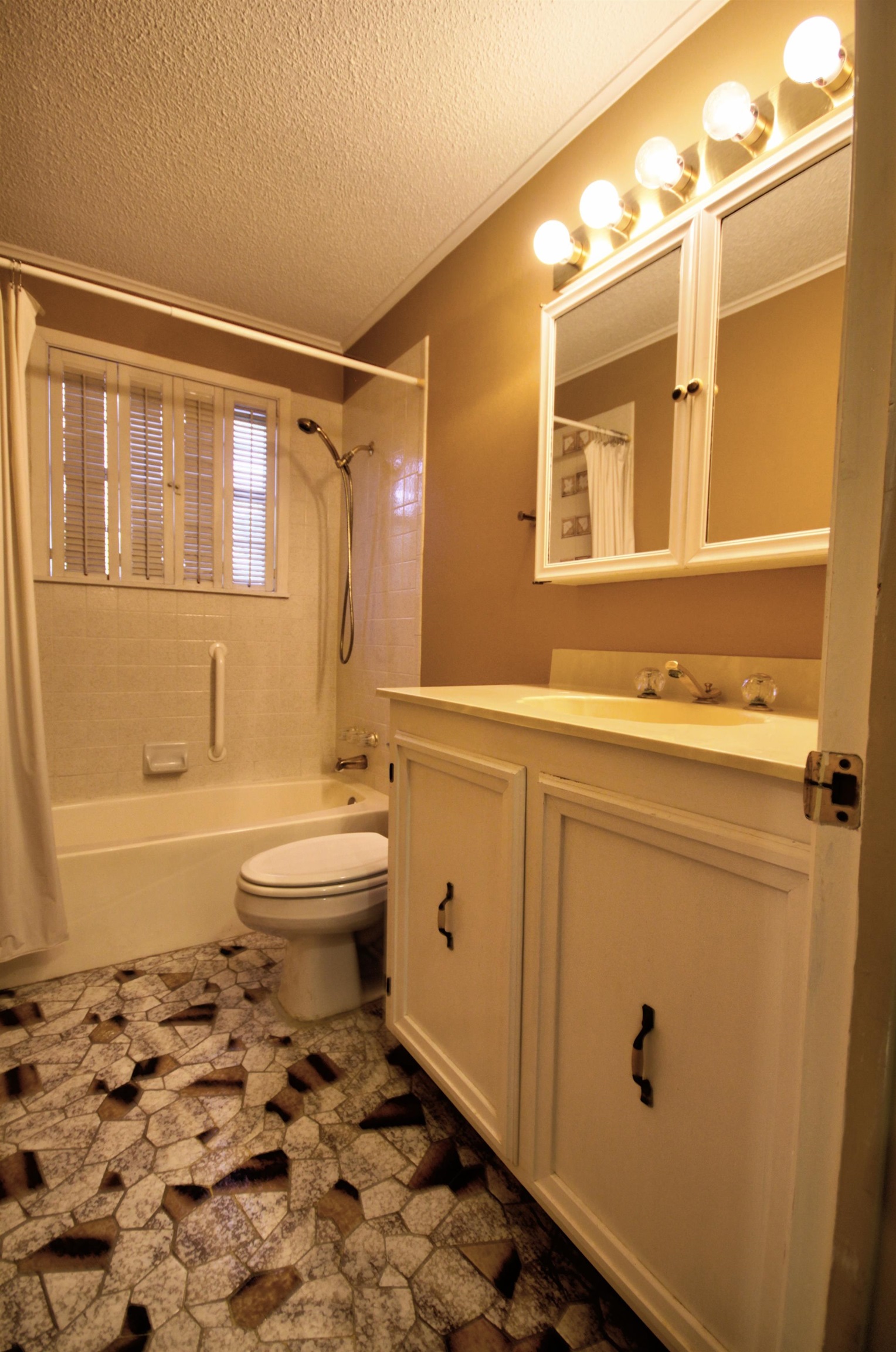 132 Offer Lane Property Photo 11