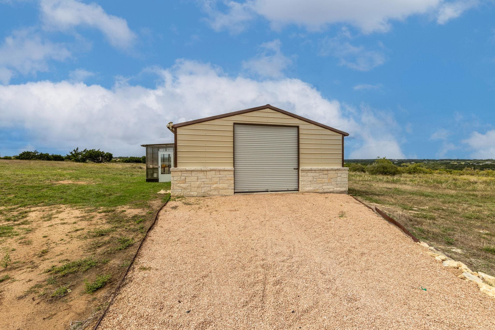 701 Three Creeks Dr. Property Photo 5