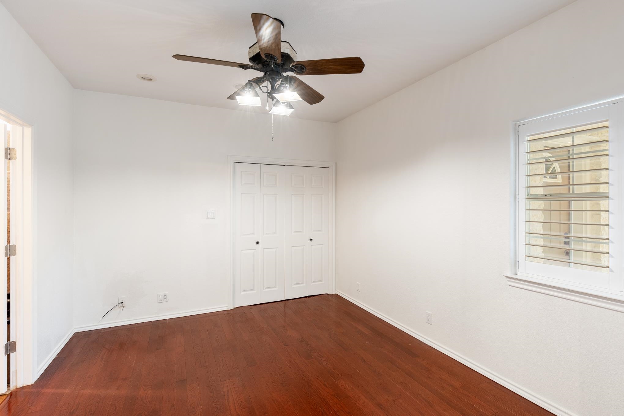 613 Jim Bowie Drive Property Photo 6