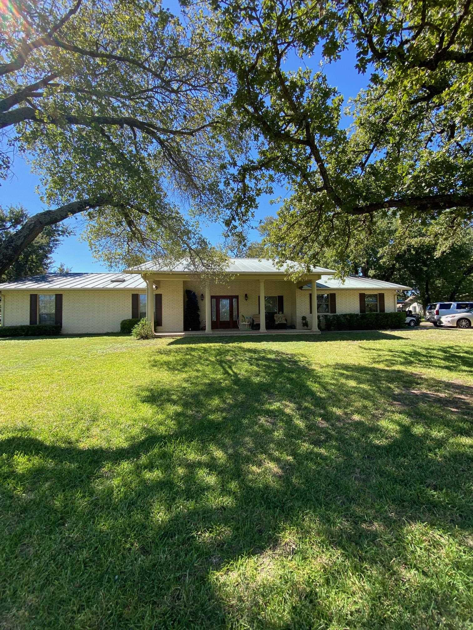 101 Southern Spur Property Photo 1