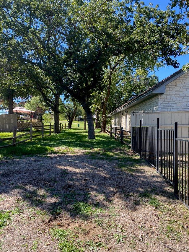 101 Southern Spur Property Photo 8