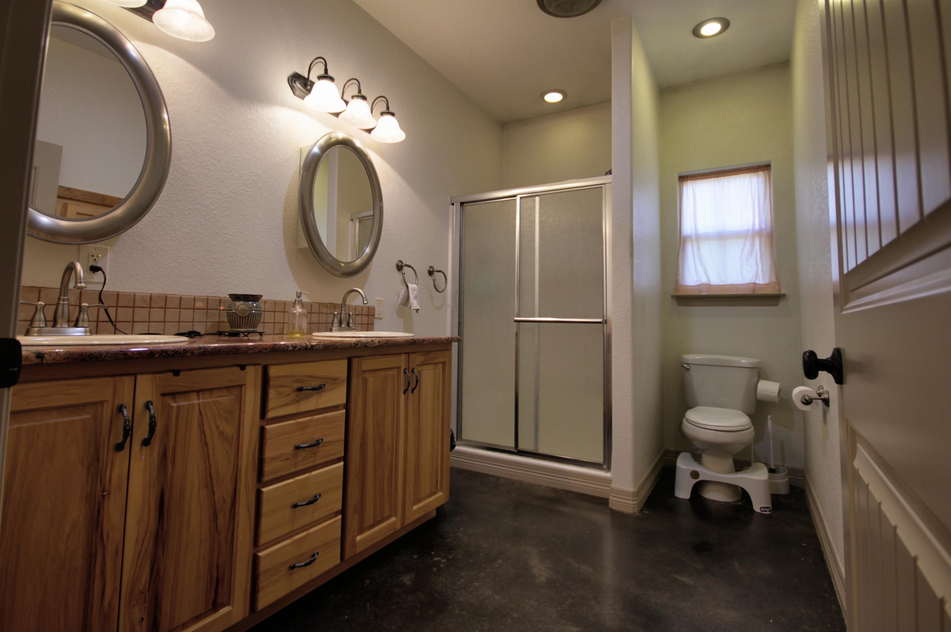 350 Wootan Lane Property Photo 10
