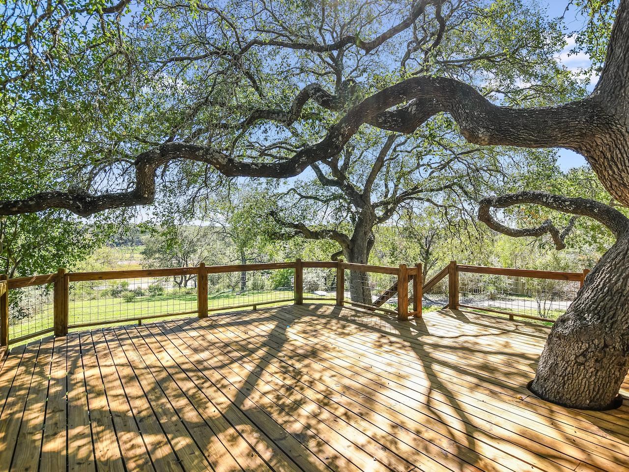 107 Lake View Drive Property Photo 4