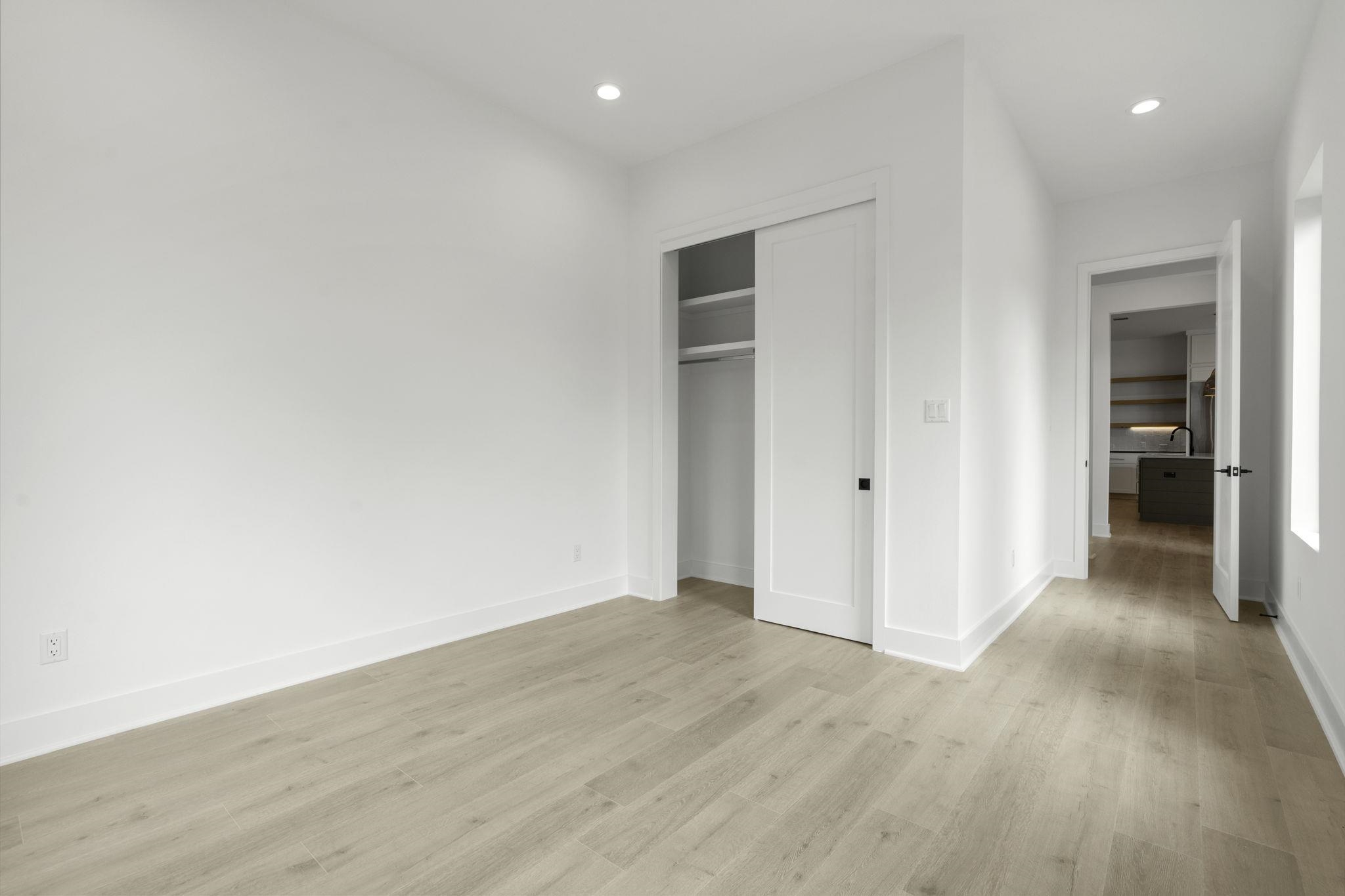 404 Paintbrush Property Photo 12